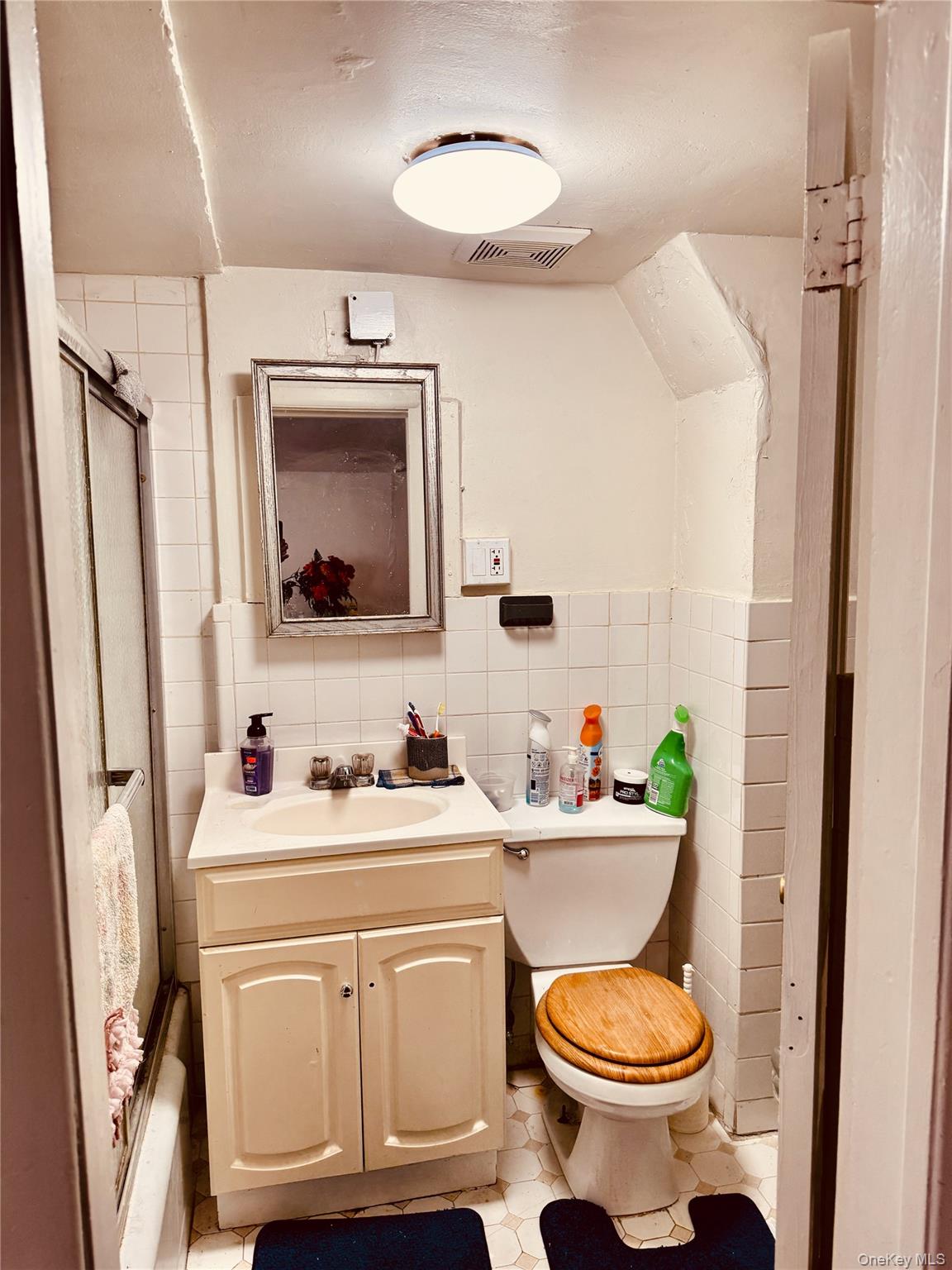 #4 photo, 138 W Kingsbridge Road, Mount Vernon , NY 10550