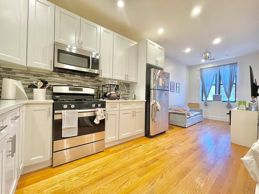 #1 photo, 173 UTICA Avenue, Weeksville , NY 11213