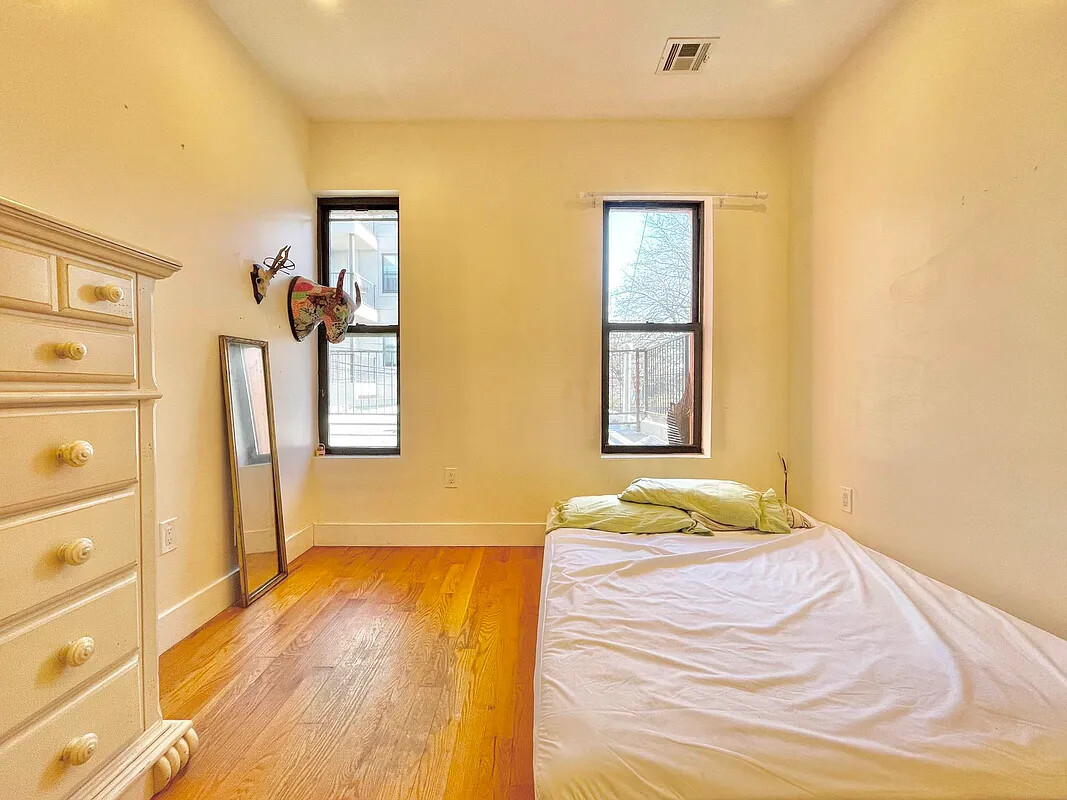 #5 photo, 173 UTICA Avenue, Weeksville , NY 11213