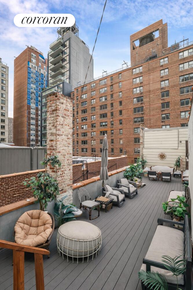 #9 photo, New York City, Yorkville , NY 10128