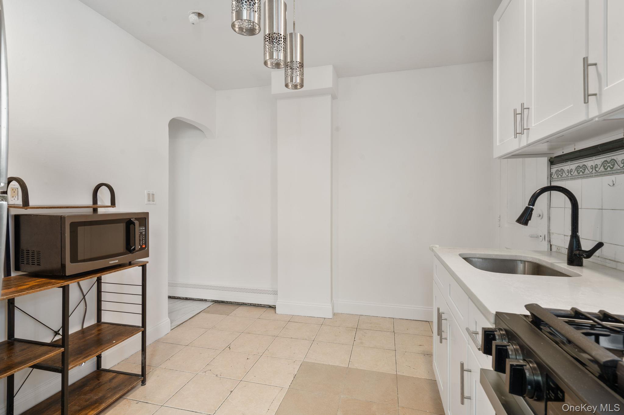 #15 photo, 9022 82nd Road, Glendale , NY 11385