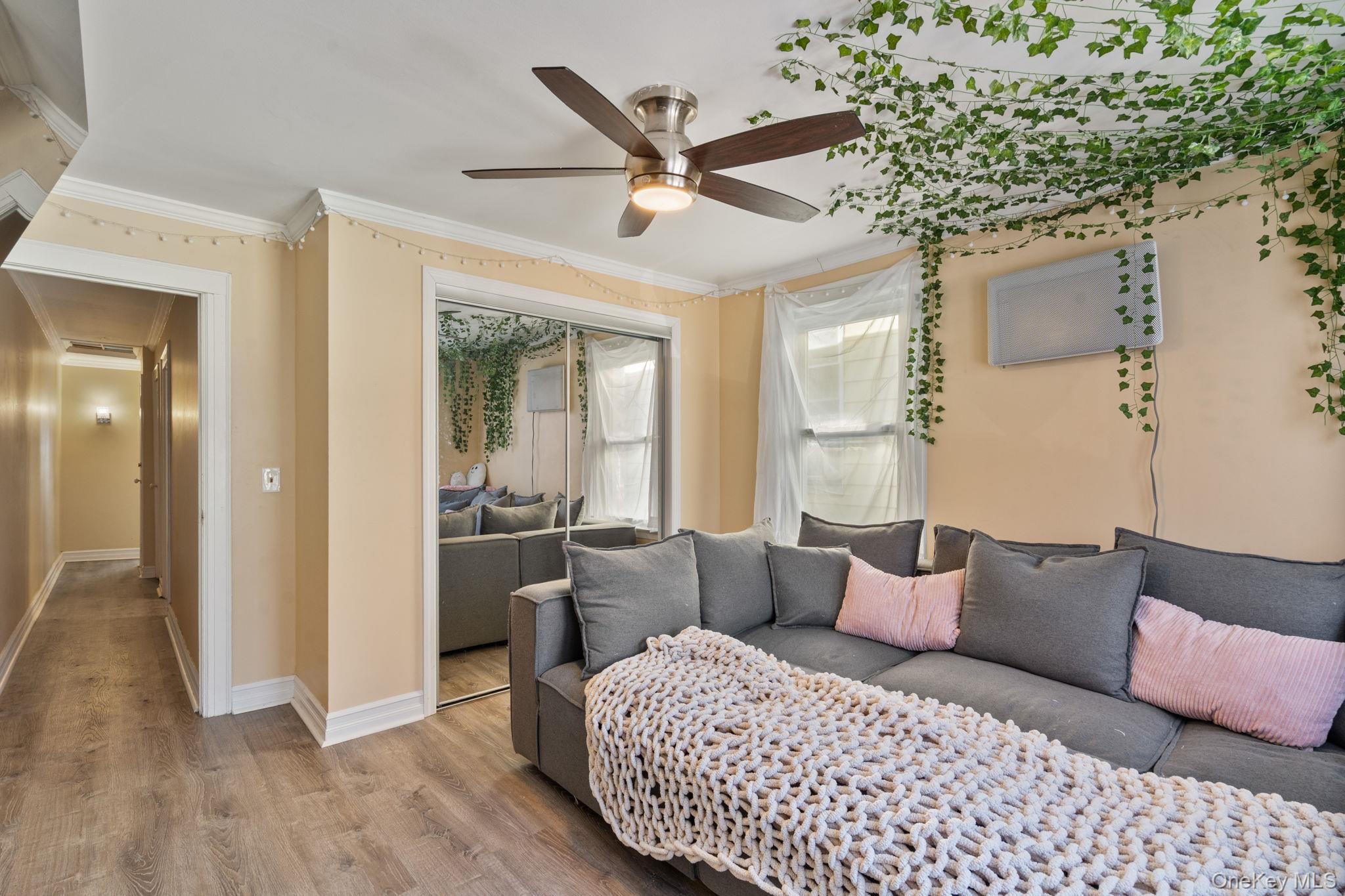 #17 photo, 9022 82nd Road, Glendale , NY 11385