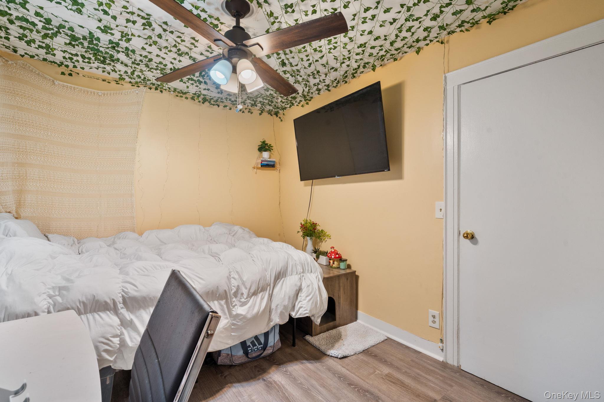 #20 photo, 9022 82nd Road, Glendale , NY 11385