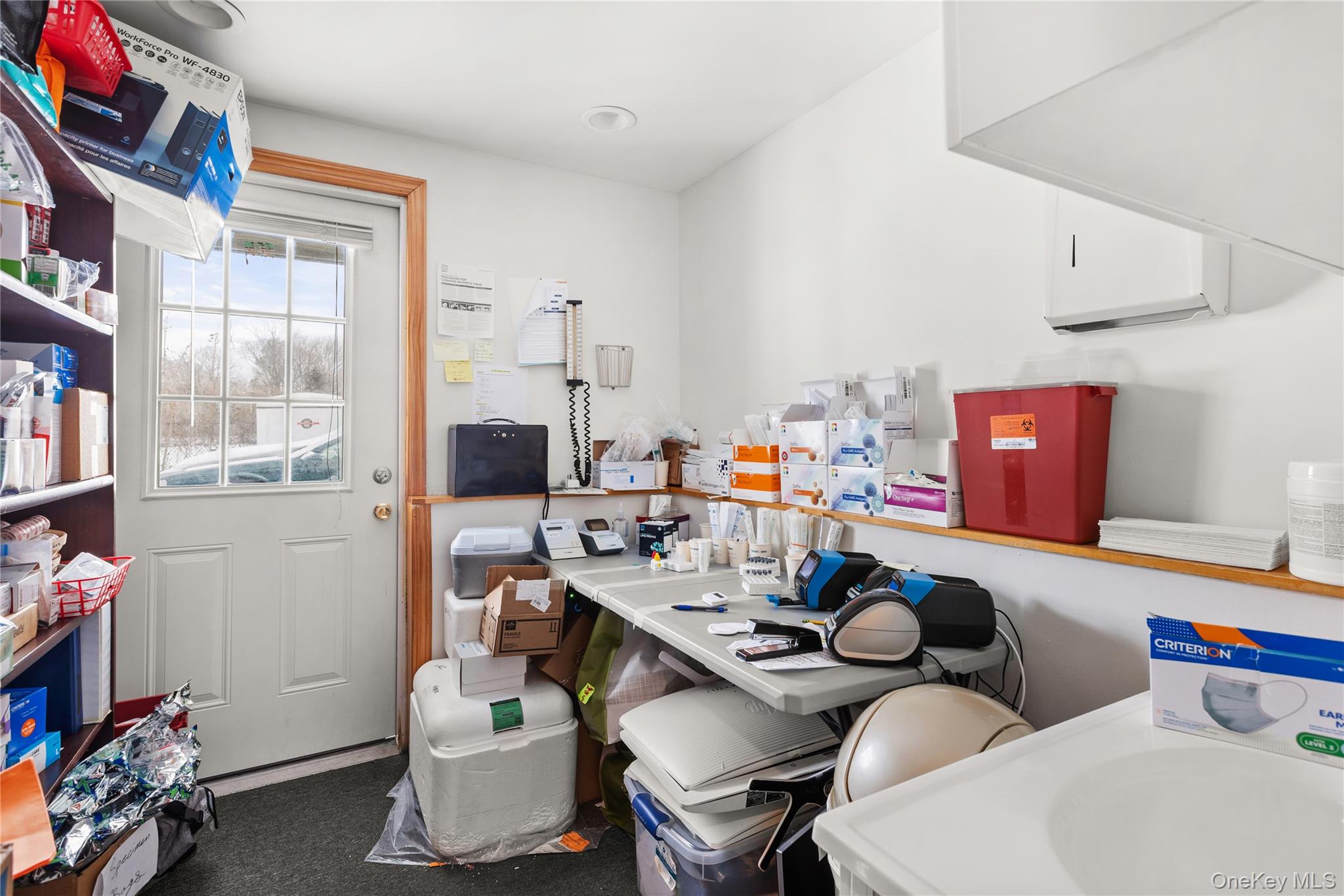 #8 photo, 925 Deer Park Avenue, 东长岛 North Babylon , NY 11703