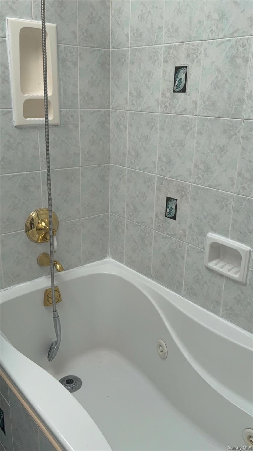 #14 photo, 19-16 150th Street, কুইন্‌স Whitestone , NY 11357