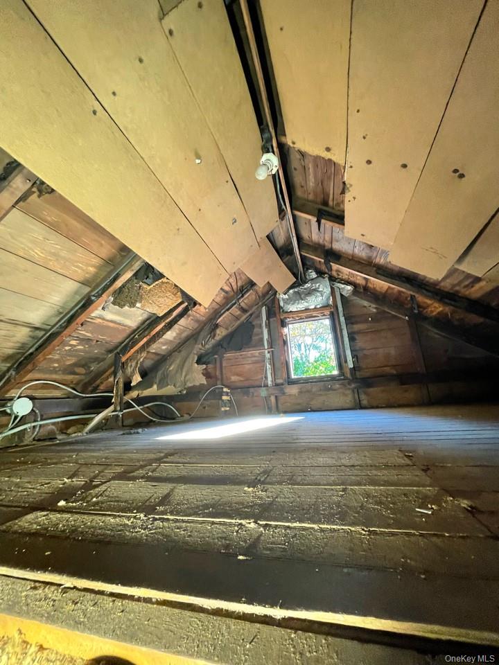 #19 photo, 34 Peach Street, Central Islip , NY 11722