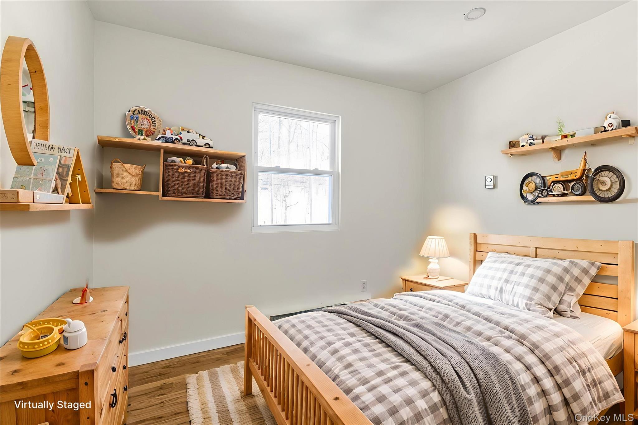 #8 photo, 153 Vernon Valley Road, East Northport , NY 11731