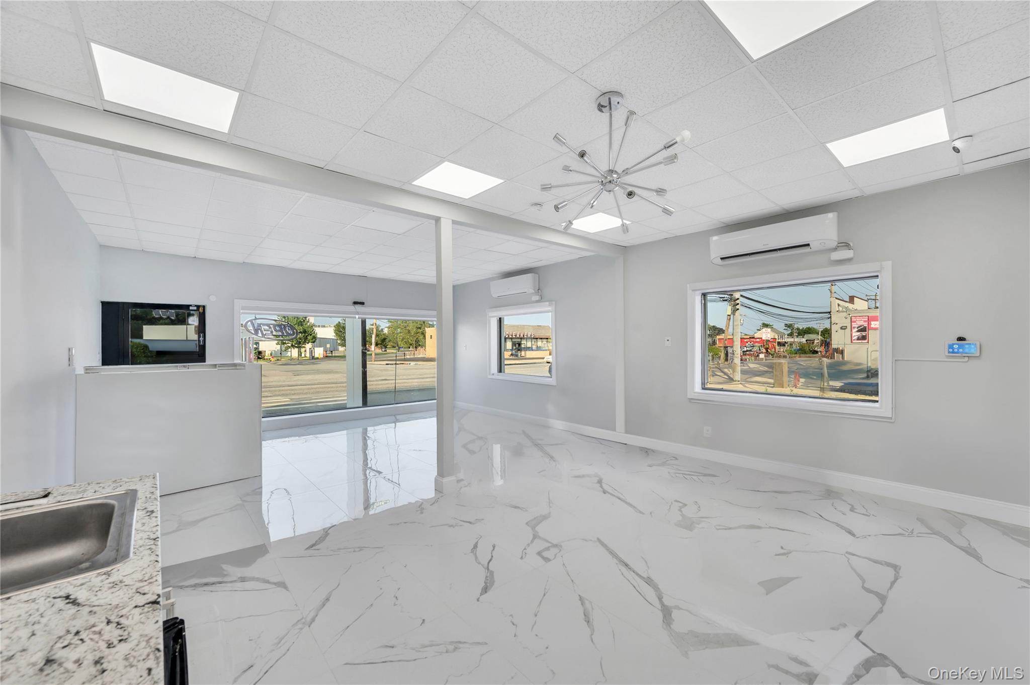 #3 photo, 424 S Broadway, Hicksville , NY 11801