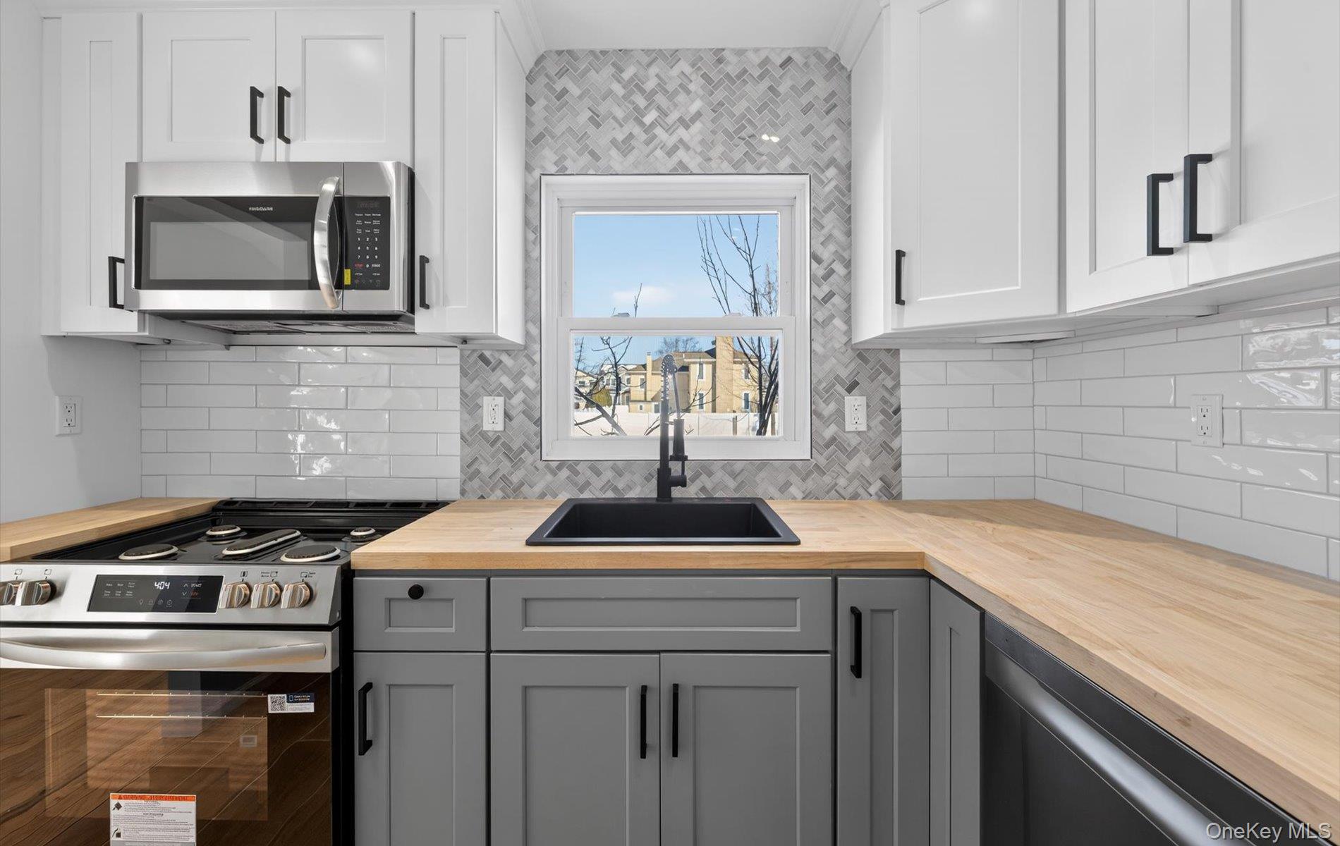 #16 photo, 2675 Anthony Avenue, Bellmore , NY 11710