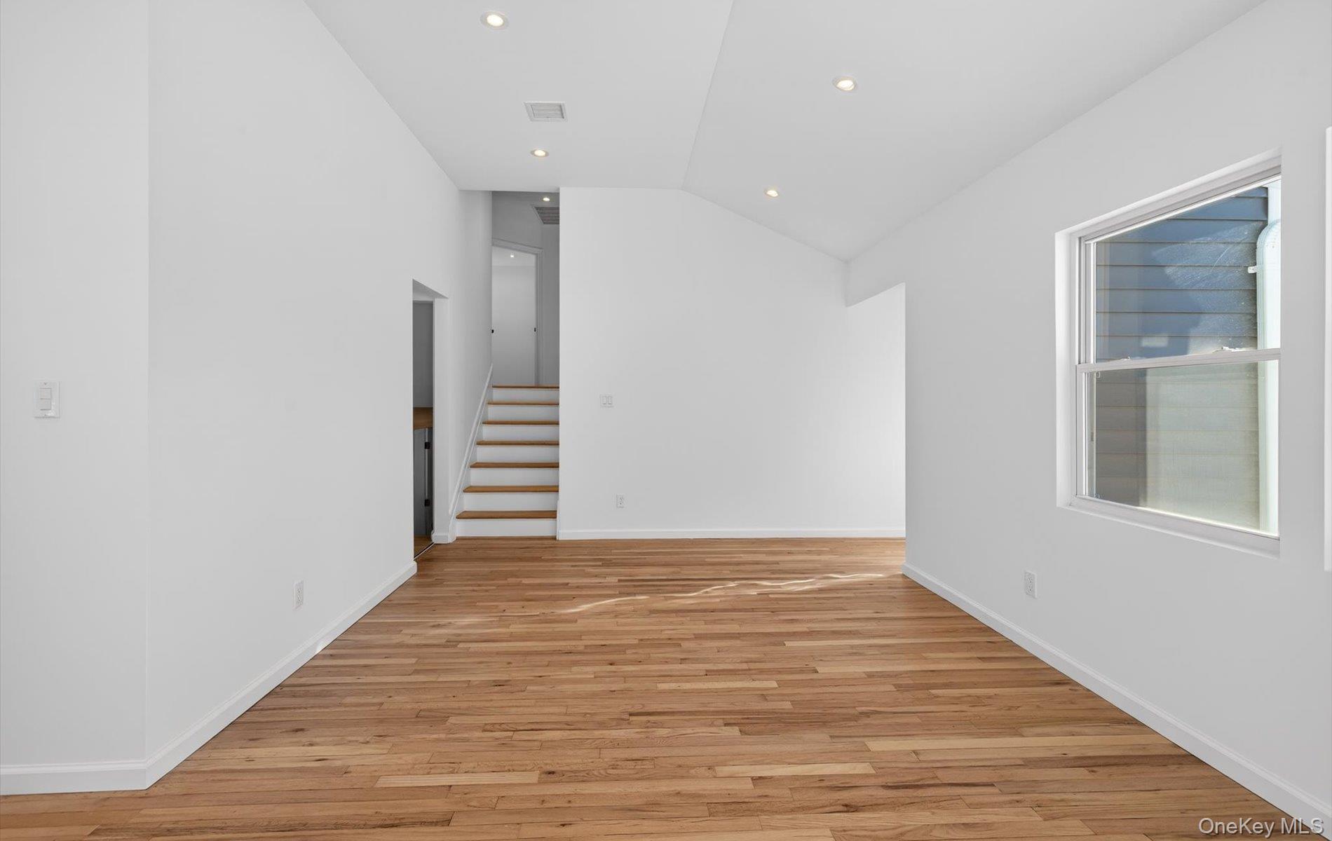 #6 photo, 2675 Anthony Avenue, Bellmore , NY 11710