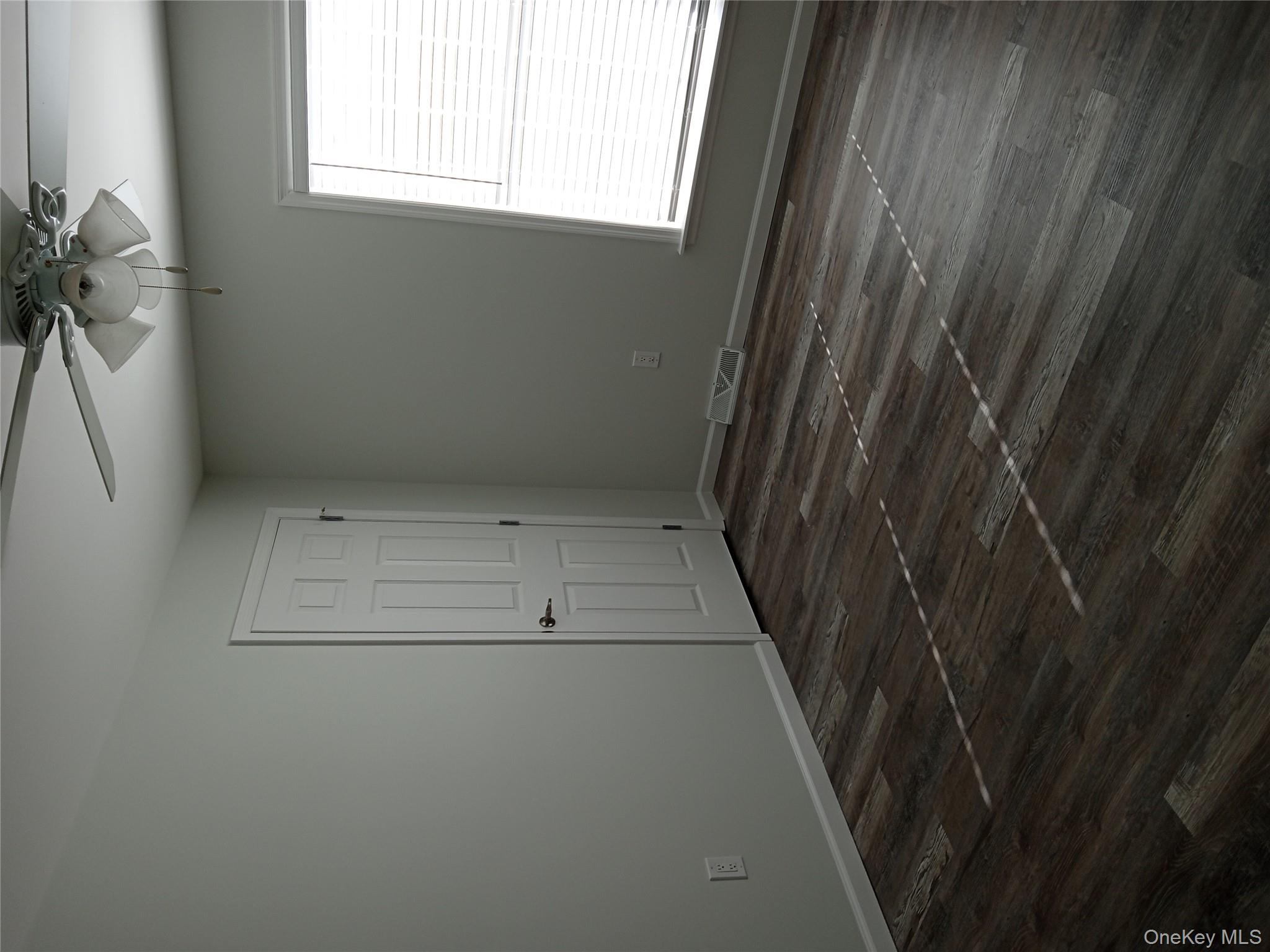 #13 photo, 1661-539 OLD COUNTRY RD, Riverhead , NY 11901