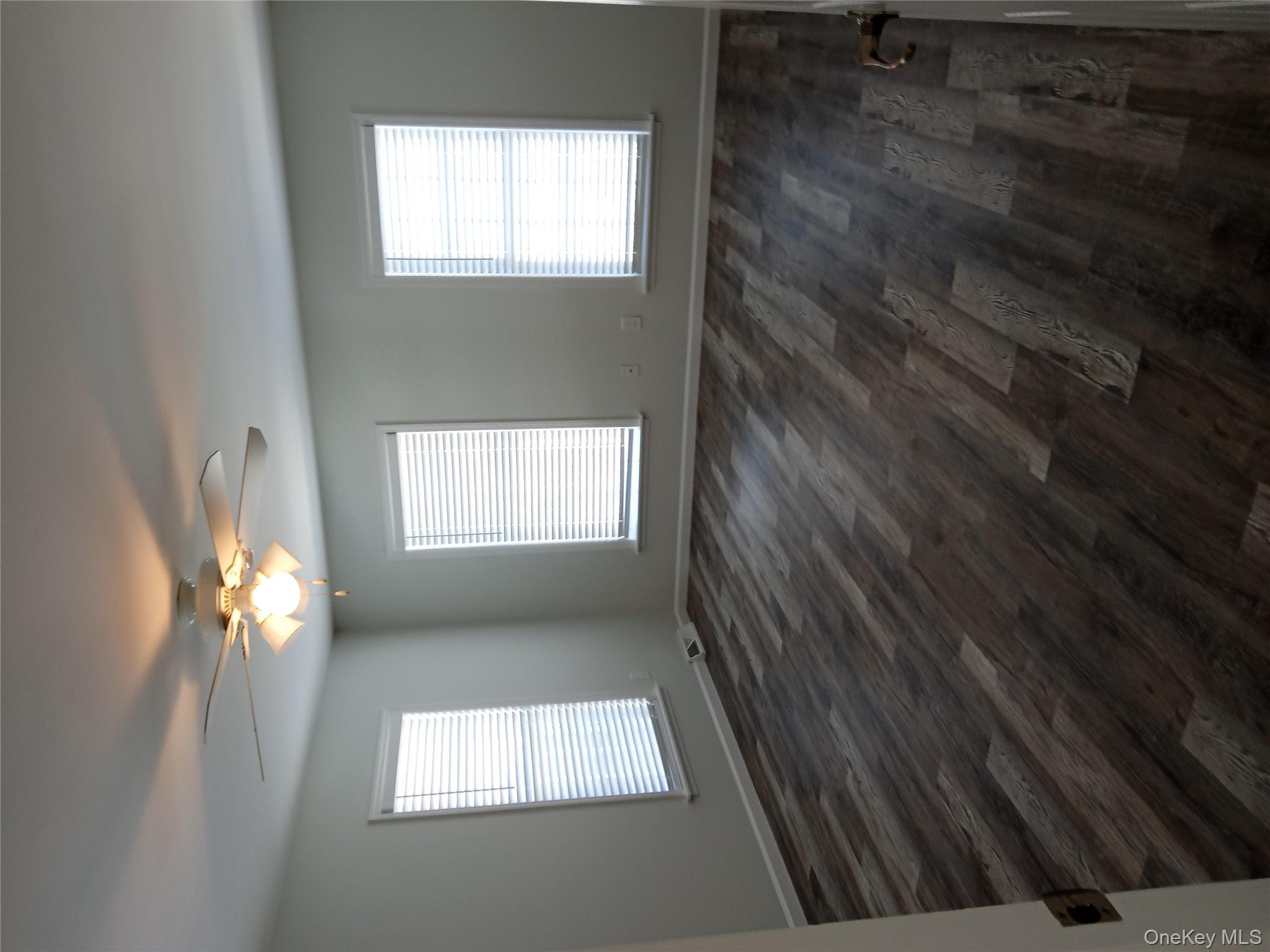 #15 photo, 1661-539 OLD COUNTRY RD, Riverhead , NY 11901