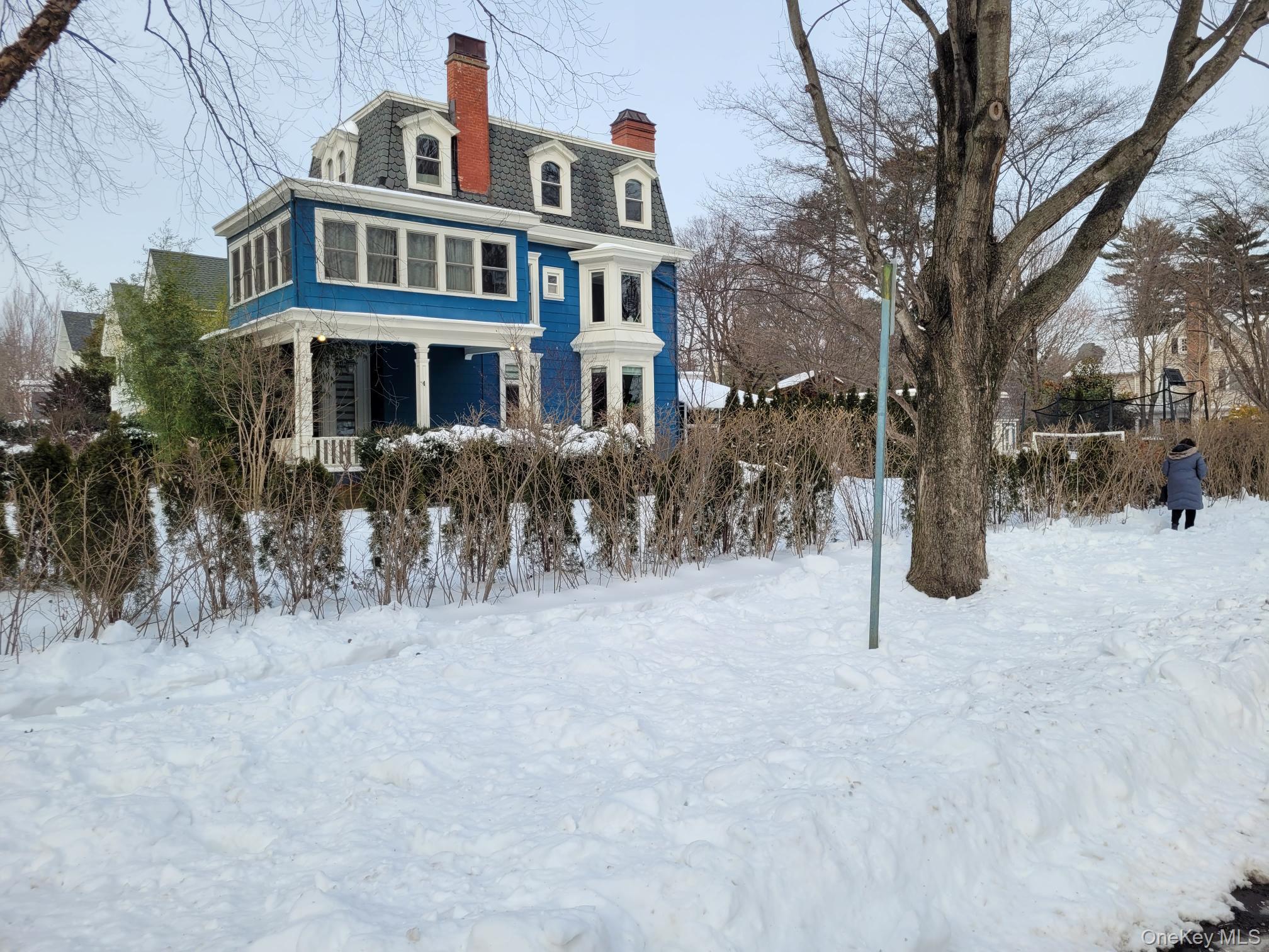 #1 photo, 41 Hilton Avenue, Garden City , NY 11530