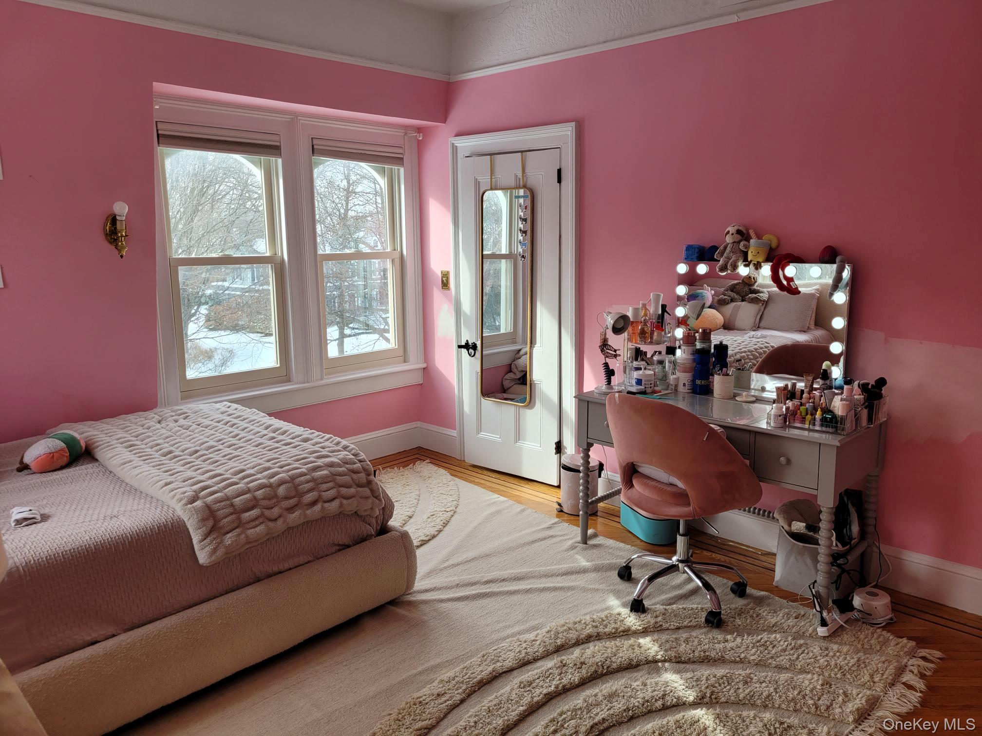 #17 photo, 41 Hilton Avenue, Garden City , NY 11530