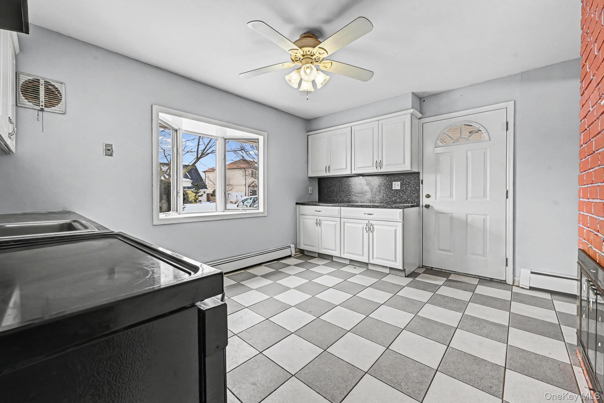 #8 photo, 23 Tiptop Lane, Hicksville , NY 11801