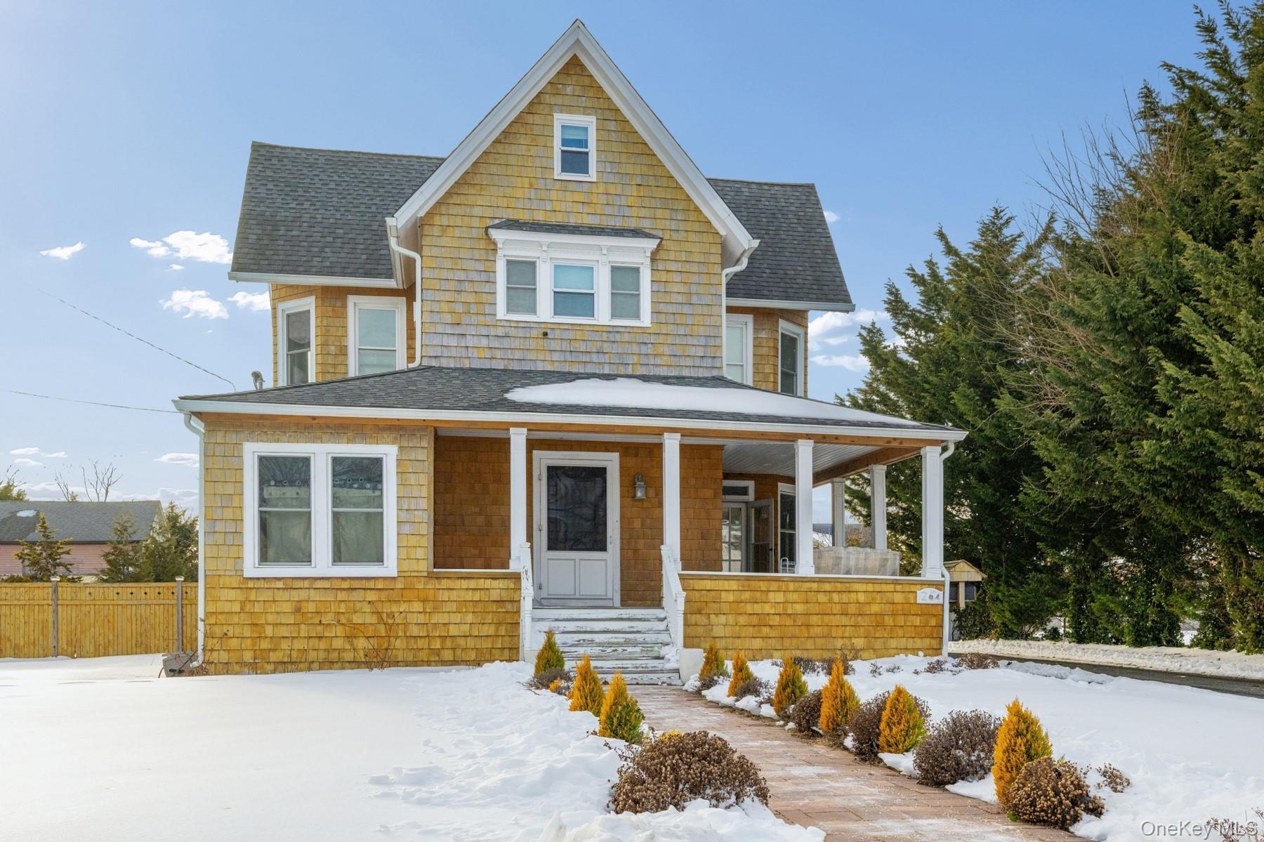 #1 photo, 264 S Ocean Avenue, Patchogue , NY 11772