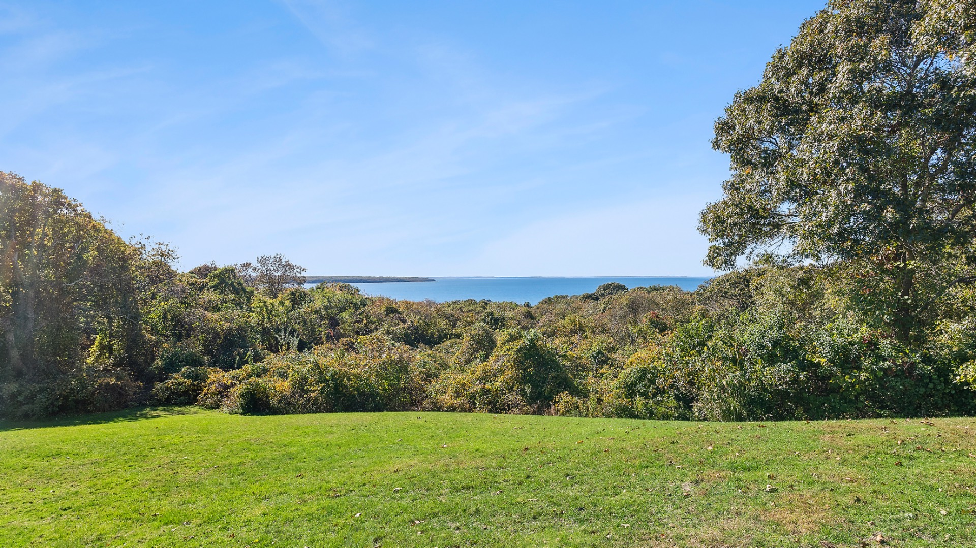 #32 photo, 16 Wills Point Road, מחוז סאפוק Montauk , NY 11954