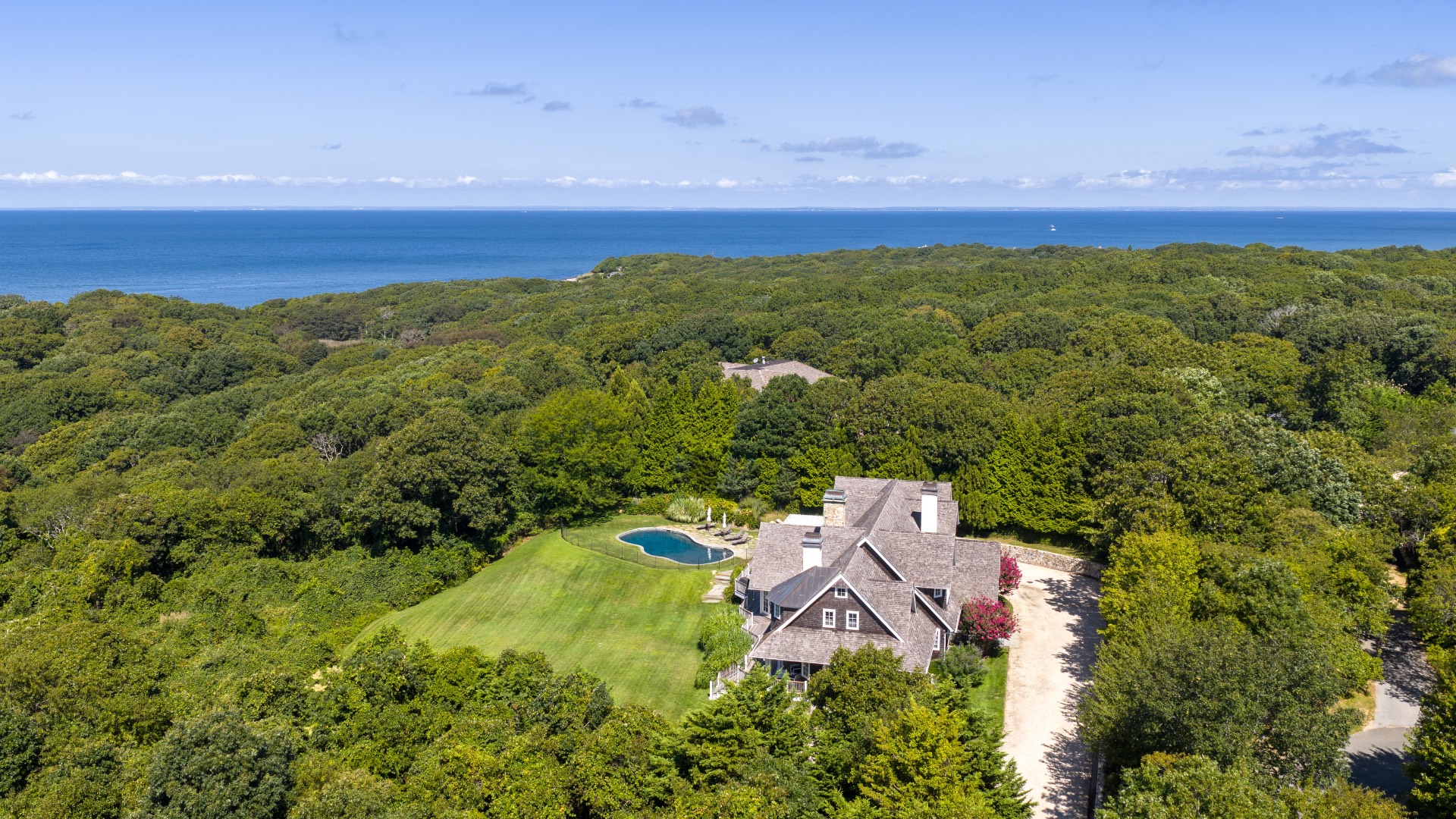 #36 photo, 16 Wills Point Road, מחוז סאפוק Montauk , NY 11954