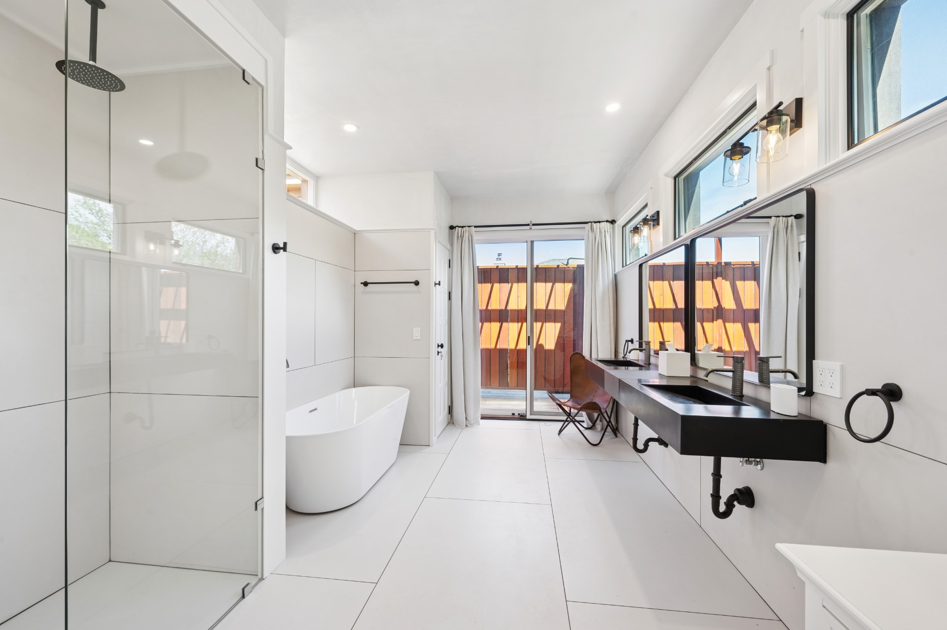 #10 photo, 113 S EDGEMERE ST, Саффолк ‖ Montauk , NY 11954