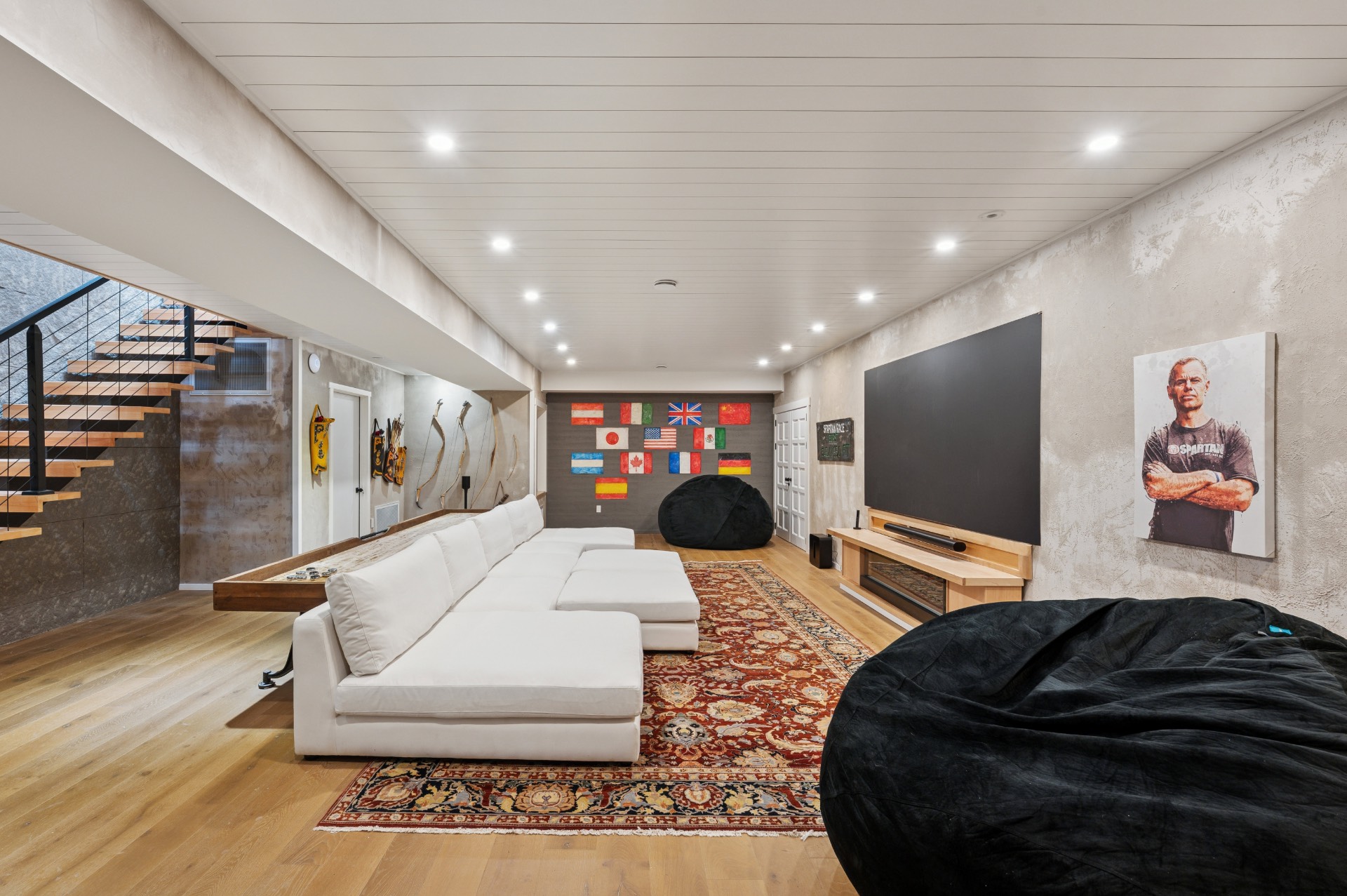 #21 photo, 113 S EDGEMERE ST, Саффолк ‖ Montauk , NY 11954