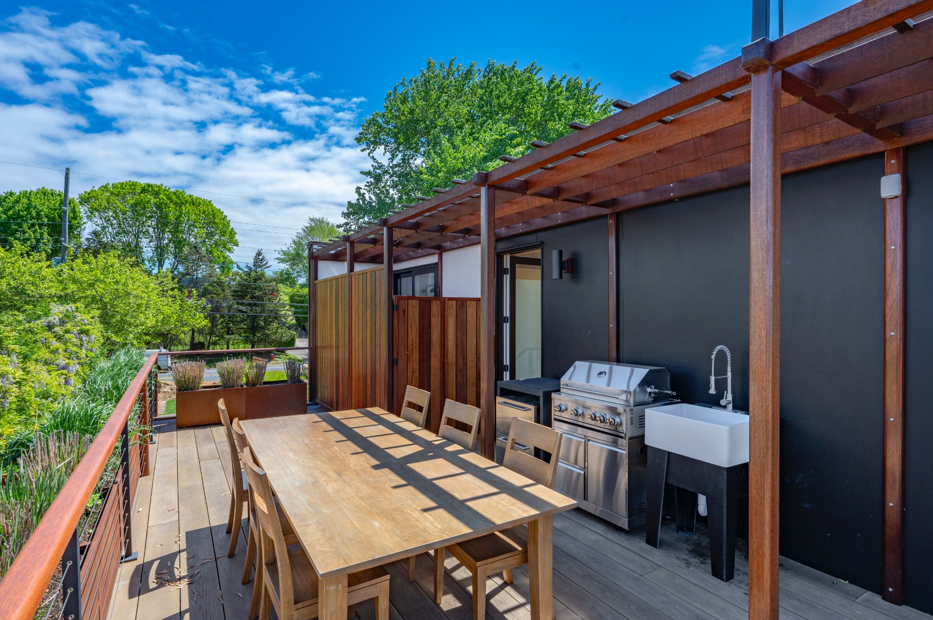 #29 photo, 113 S EDGEMERE ST, Саффолк ‖ Montauk , NY 11954