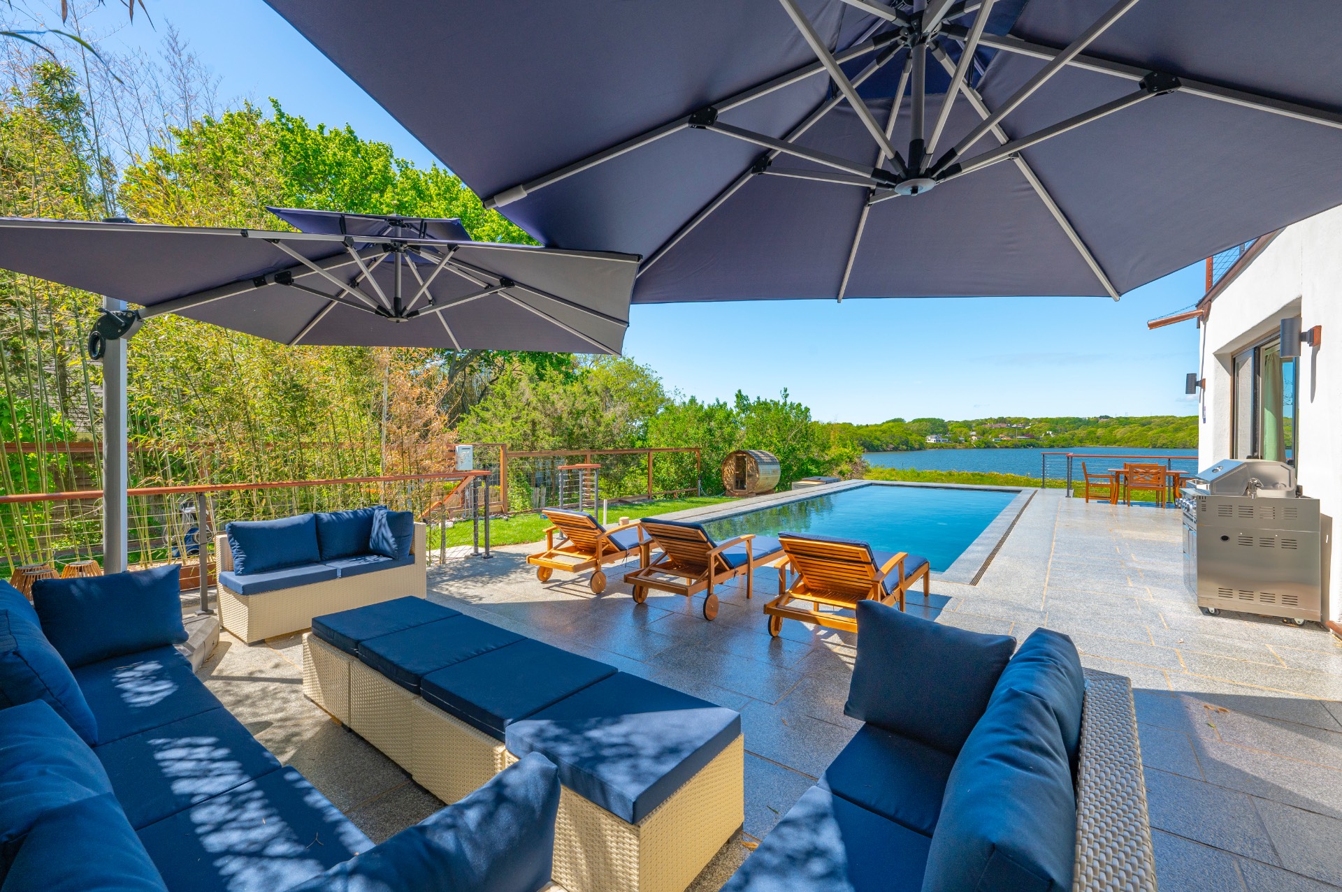 #40 photo, 113 S EDGEMERE ST, Саффолк ‖ Montauk , NY 11954