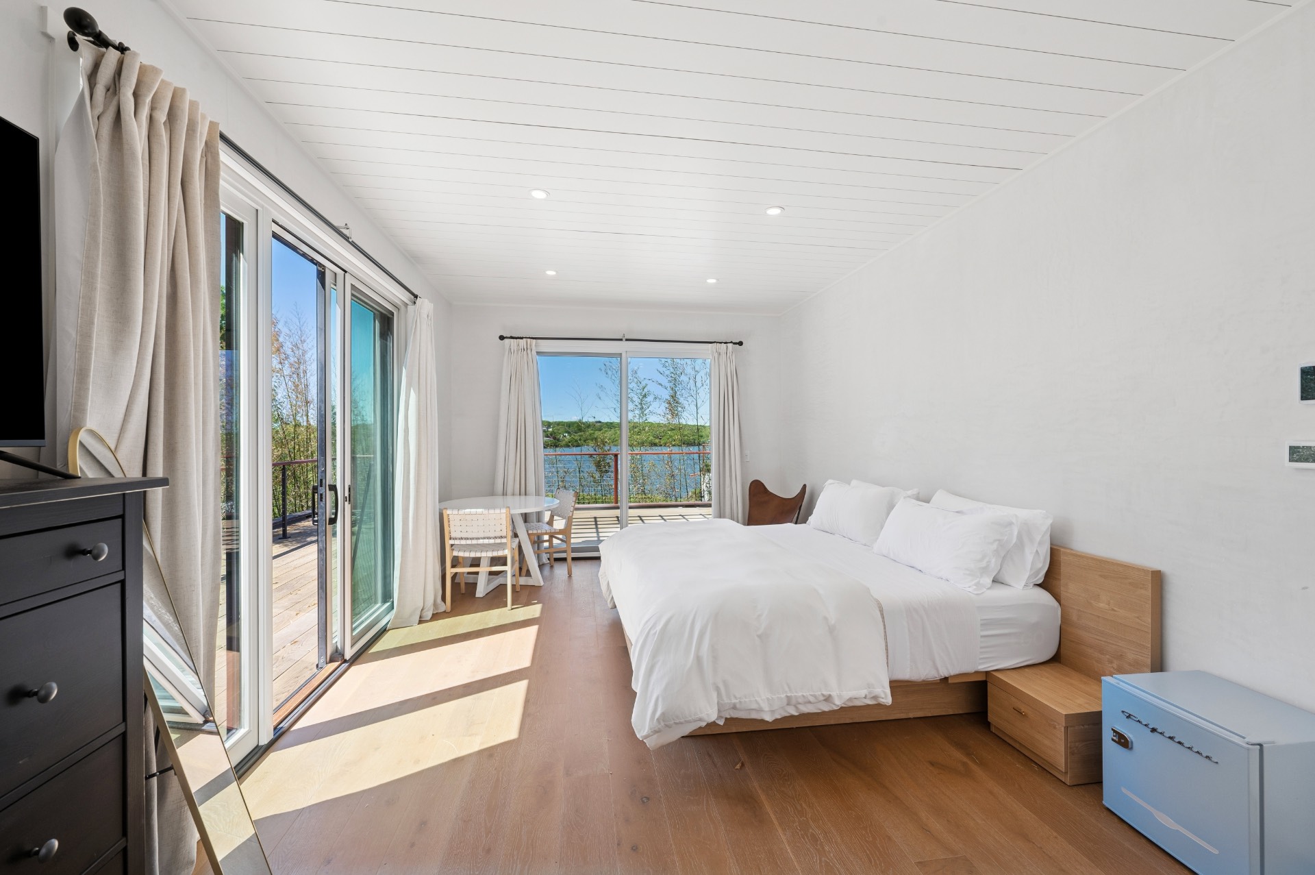 #9 photo, 113 S EDGEMERE ST, Саффолк ‖ Montauk , NY 11954