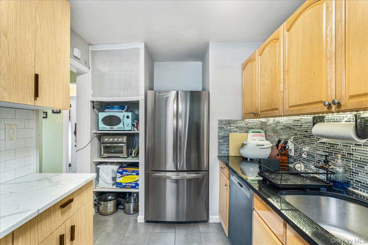 #8 photo, 74-12 220th Street, Bayside , NY 11364