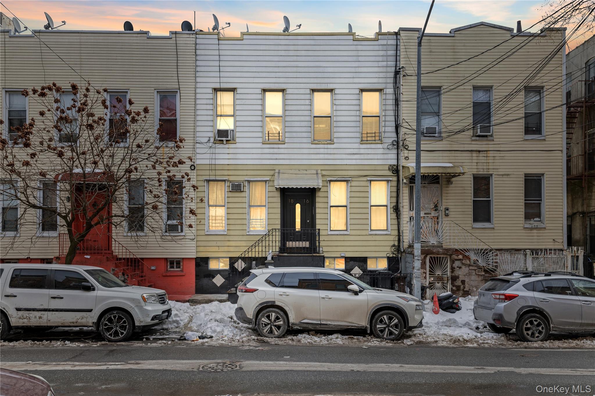 #1 photo, 1816 Woodbine Street, Куинс ‖ Ridgewood , NY 11385