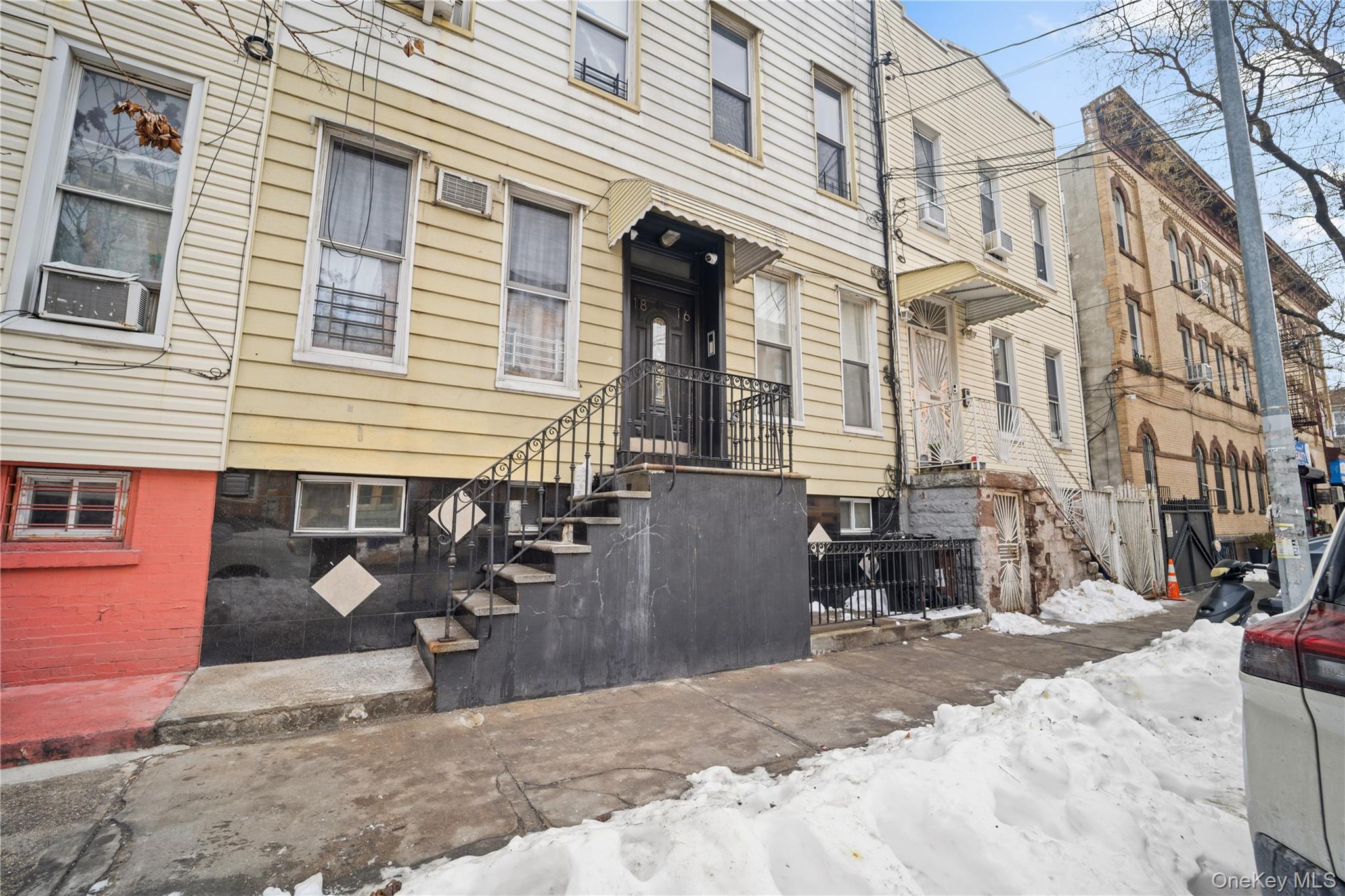 #5 photo, 1816 Woodbine Street, Куинс ‖ Ridgewood , NY 11385