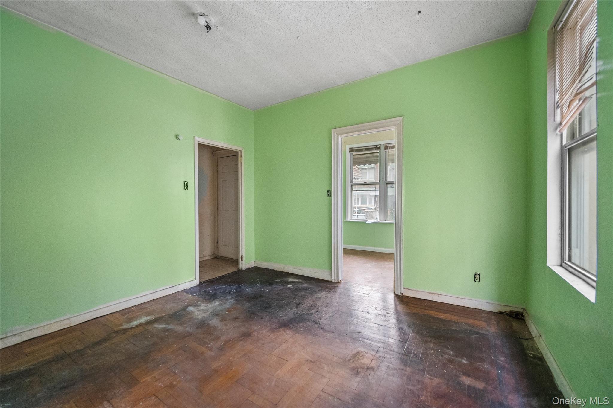 #10 photo, 3348 Fenton Avenue, Bronx , NY 10469