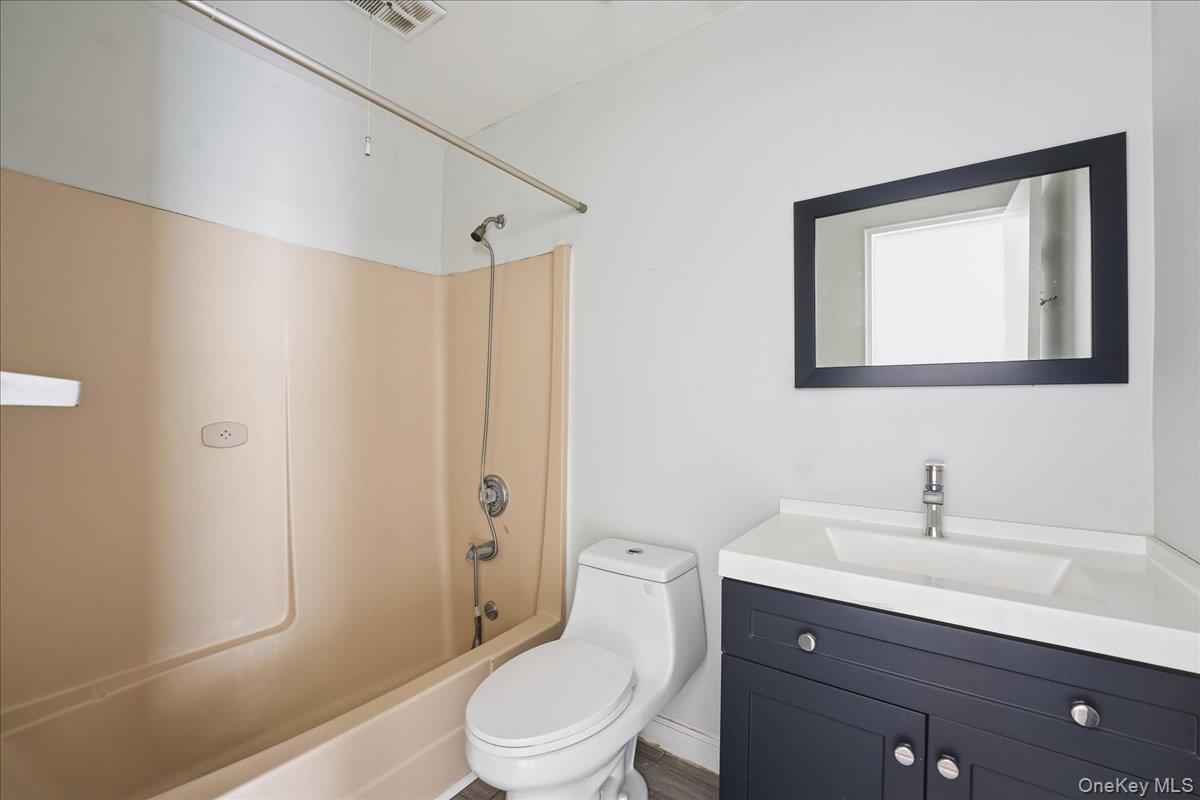 #13 photo, 478 Sierra Vista Lane, Valley Cottage , NY 10989