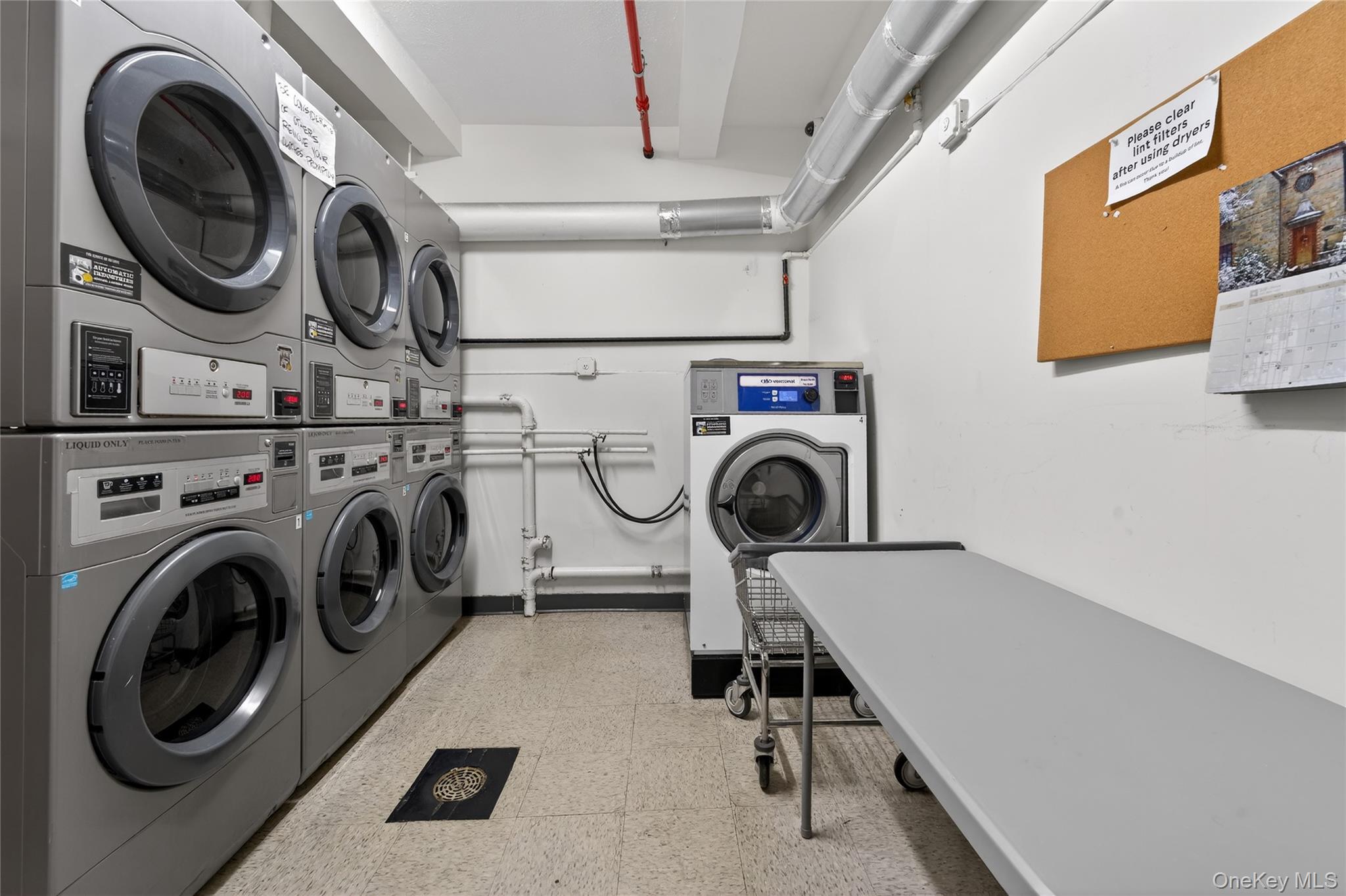 #11 photo, 66-92 Selfridge Street, Куинс ‖ Forest Hills , NY 11375