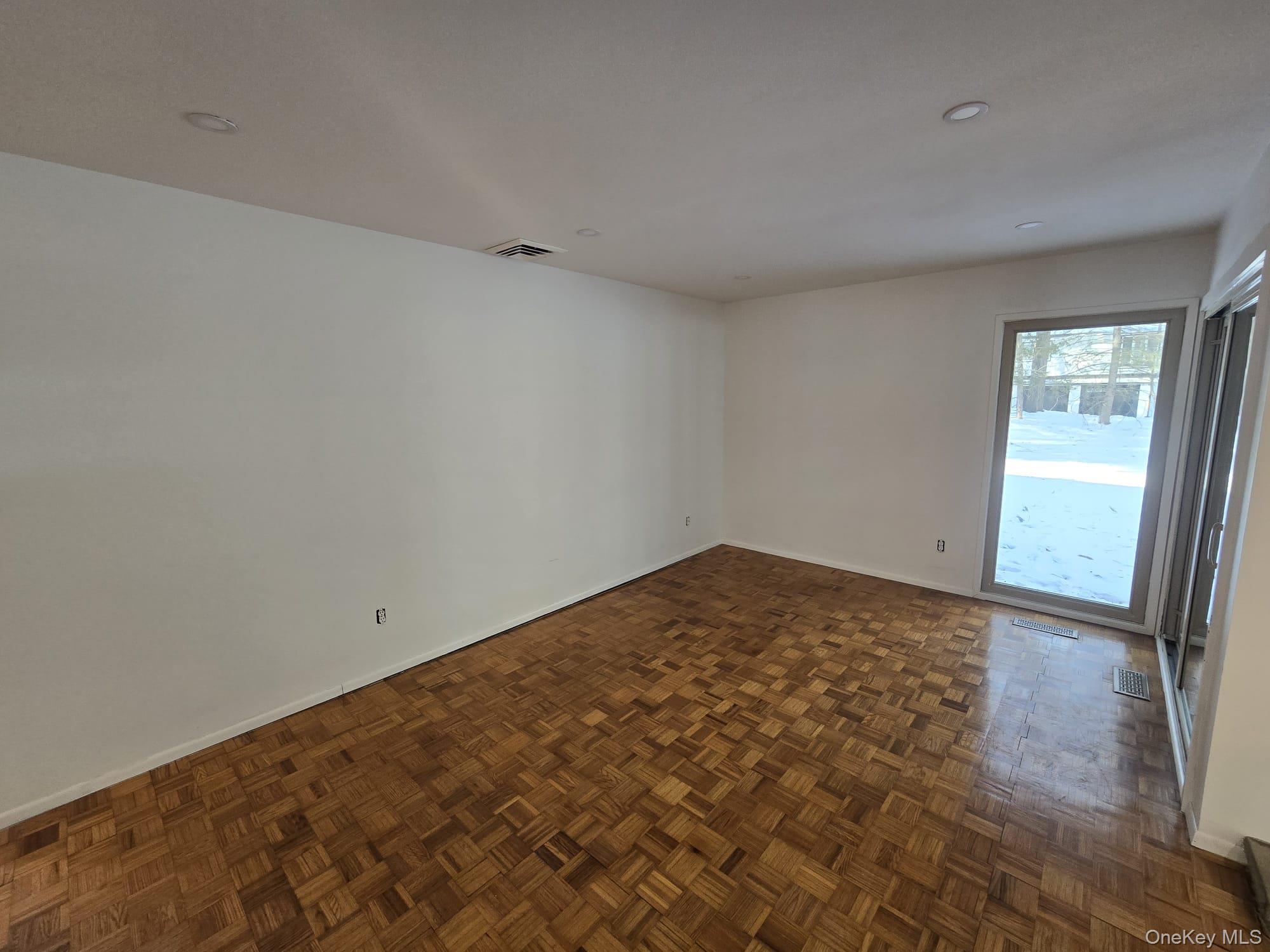 #12 photo, 10 Chestnut Drive, Pomona , NY 10970