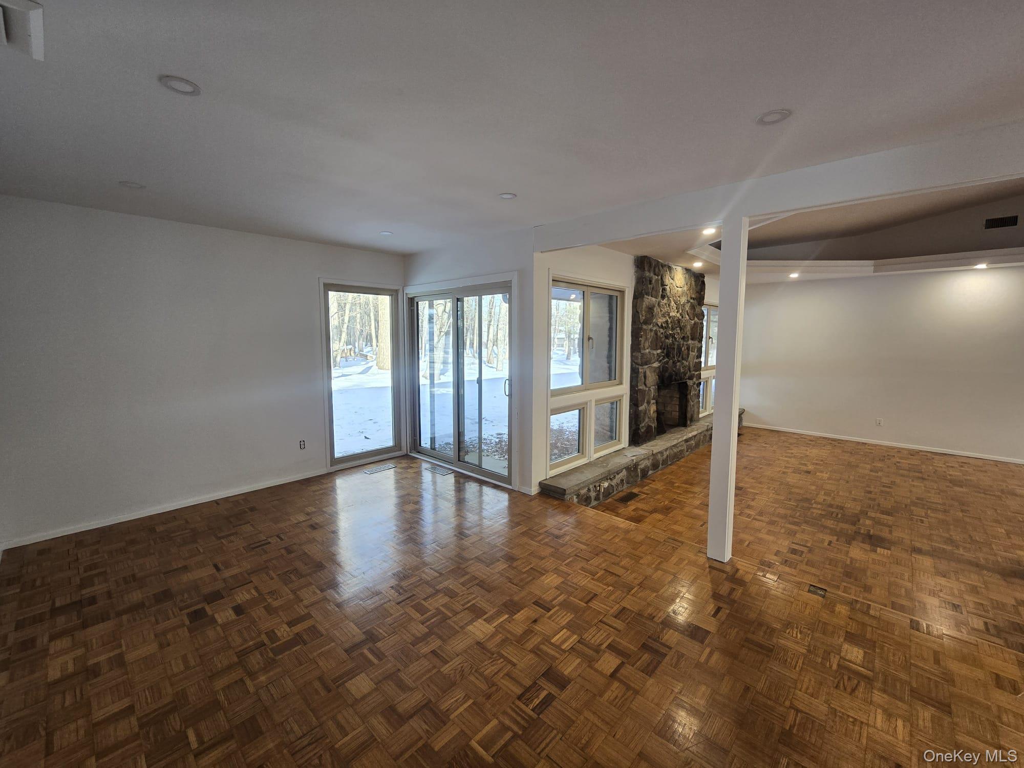 #2 photo, 10 Chestnut Drive, Pomona , NY 10970