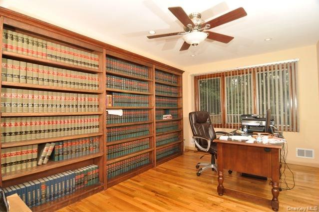 #17 photo, 49 Soulice Place, 纽约州 New Rochelle , NY 10804