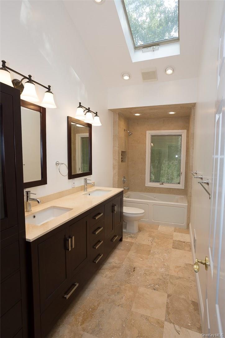 #5 photo, 49 Soulice Place, 纽约州 New Rochelle , NY 10804