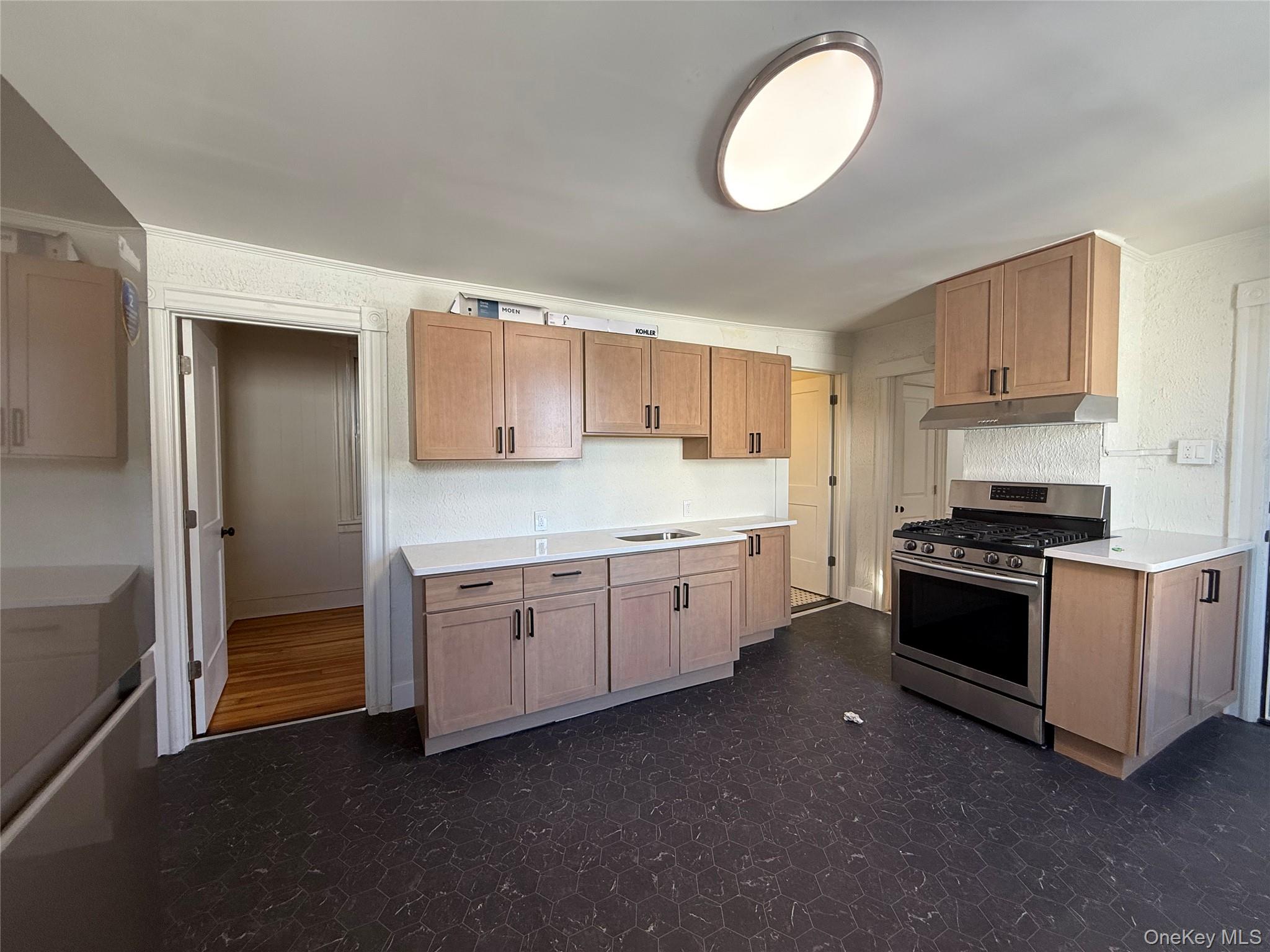 #1 photo, 40 N Clover Street, Poughkeepsie , NY 12601