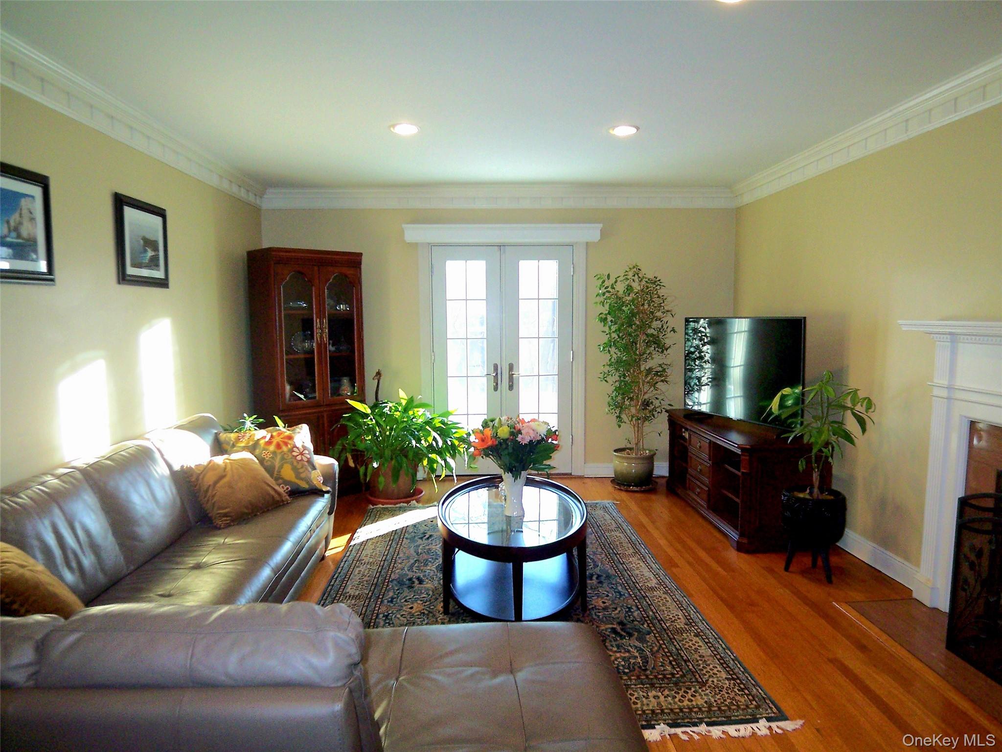 #14 photo, 40 Harding Parkway, Mount Vernon , NY 10552