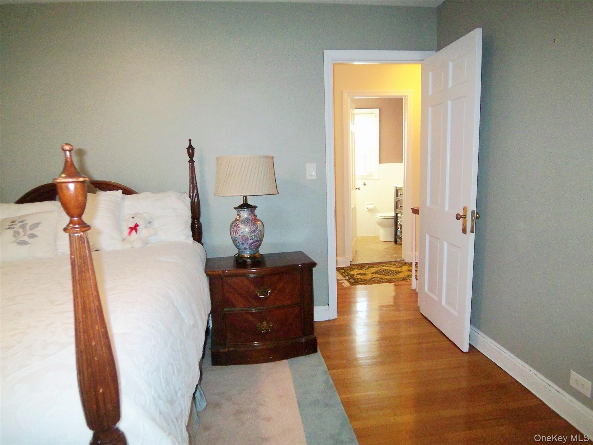 #18 photo, 40 Harding Parkway, Mount Vernon , NY 10552