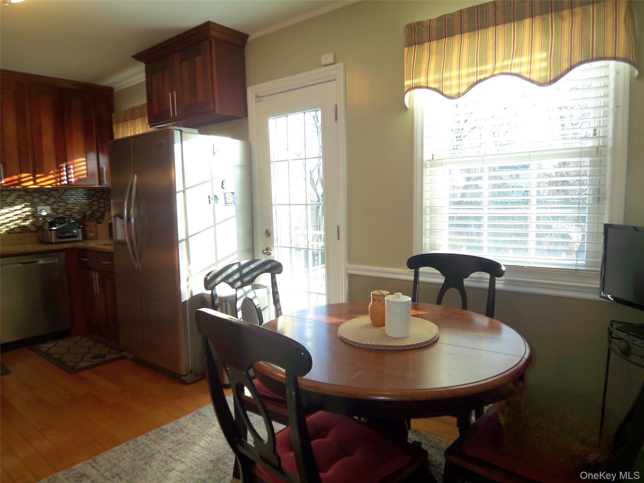 #5 photo, 40 Harding Parkway, Mount Vernon , NY 10552