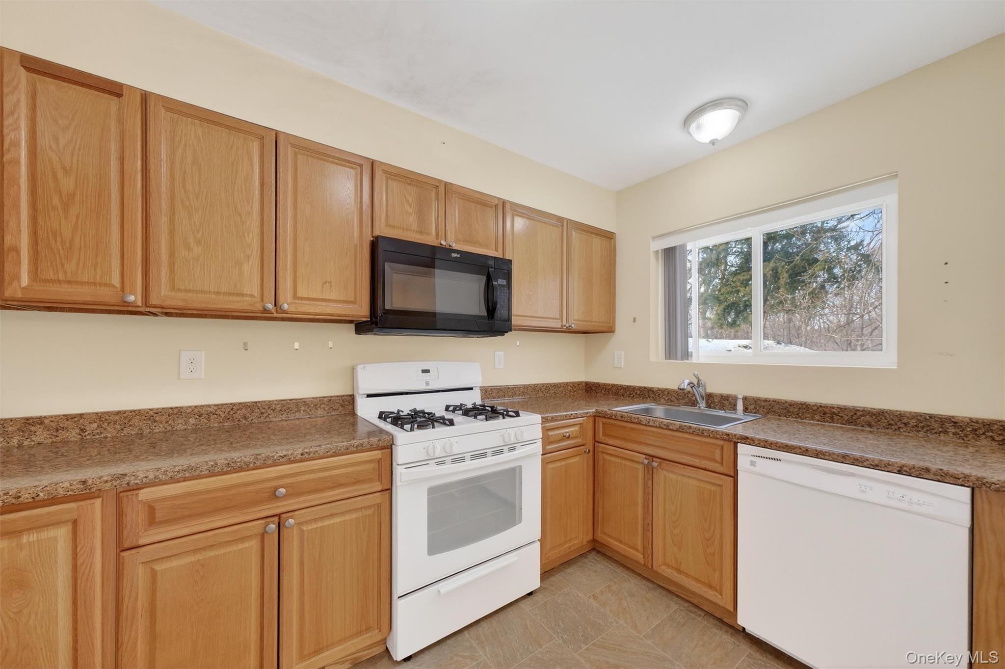 #20 photo, 9 Nicole Circle, Ossining , NY 10562