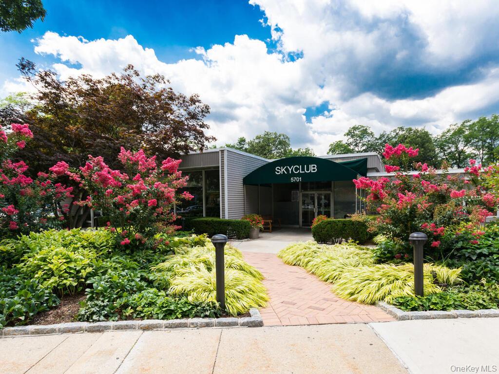 #14 photo, 5700 Arlington Avenue, Бронкс ‖ Bronx , NY 10471