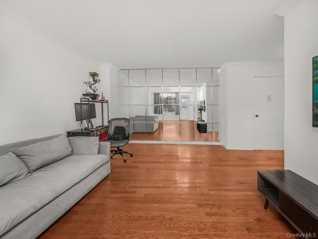 #3 photo, 5700 Arlington Avenue, Бронкс ‖ Bronx , NY 10471