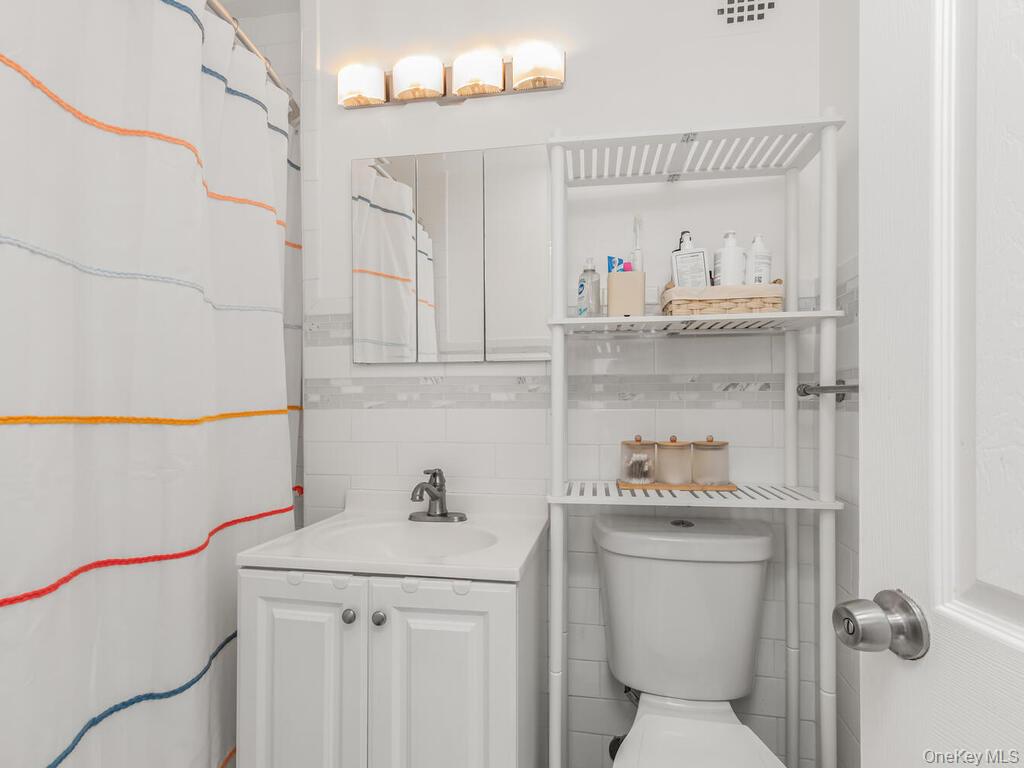 #8 photo, 5700 Arlington Avenue, Бронкс ‖ Bronx , NY 10471