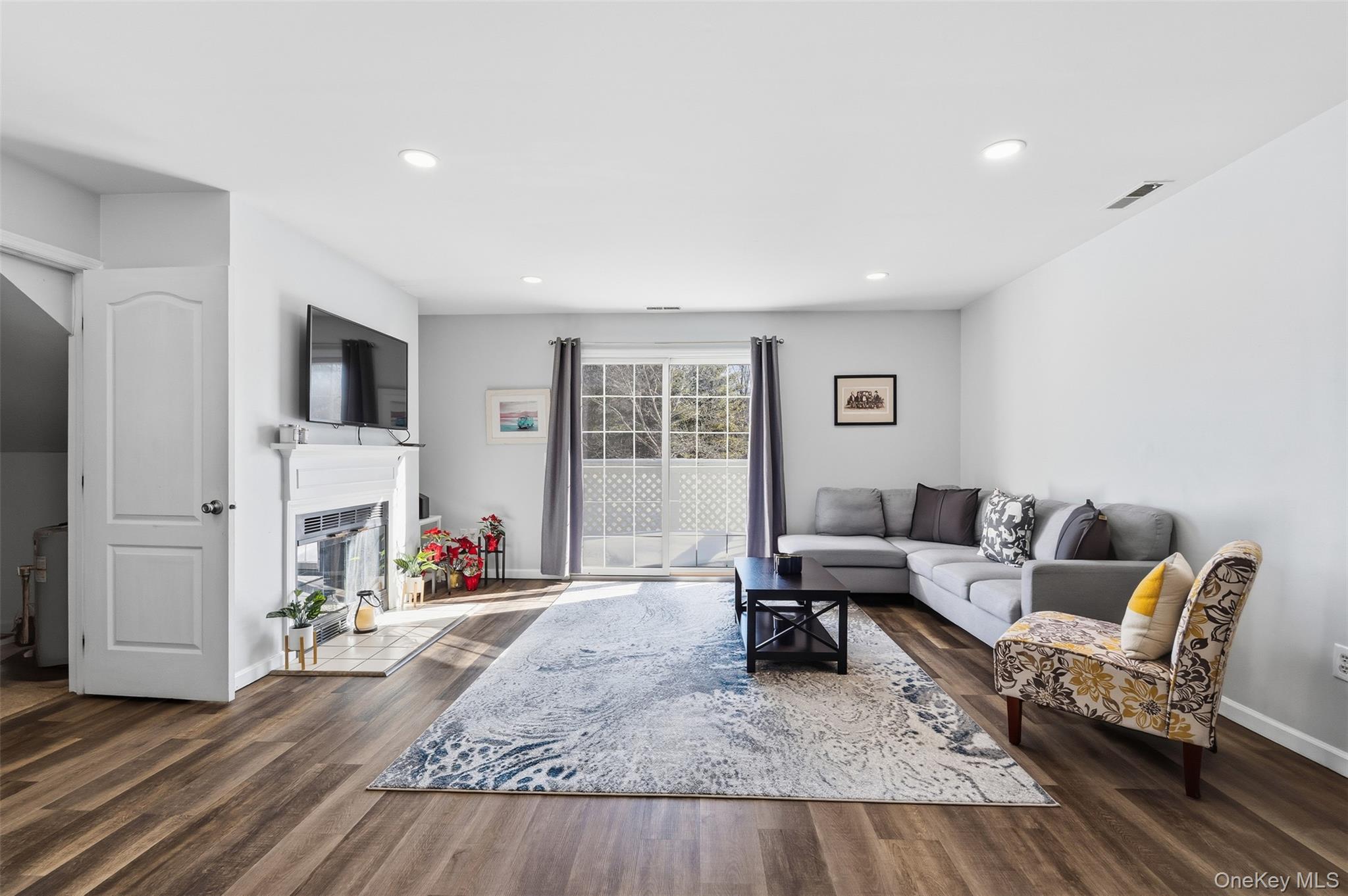 #2 photo, 708 Chestnut Drive, Carmel , NY 10512