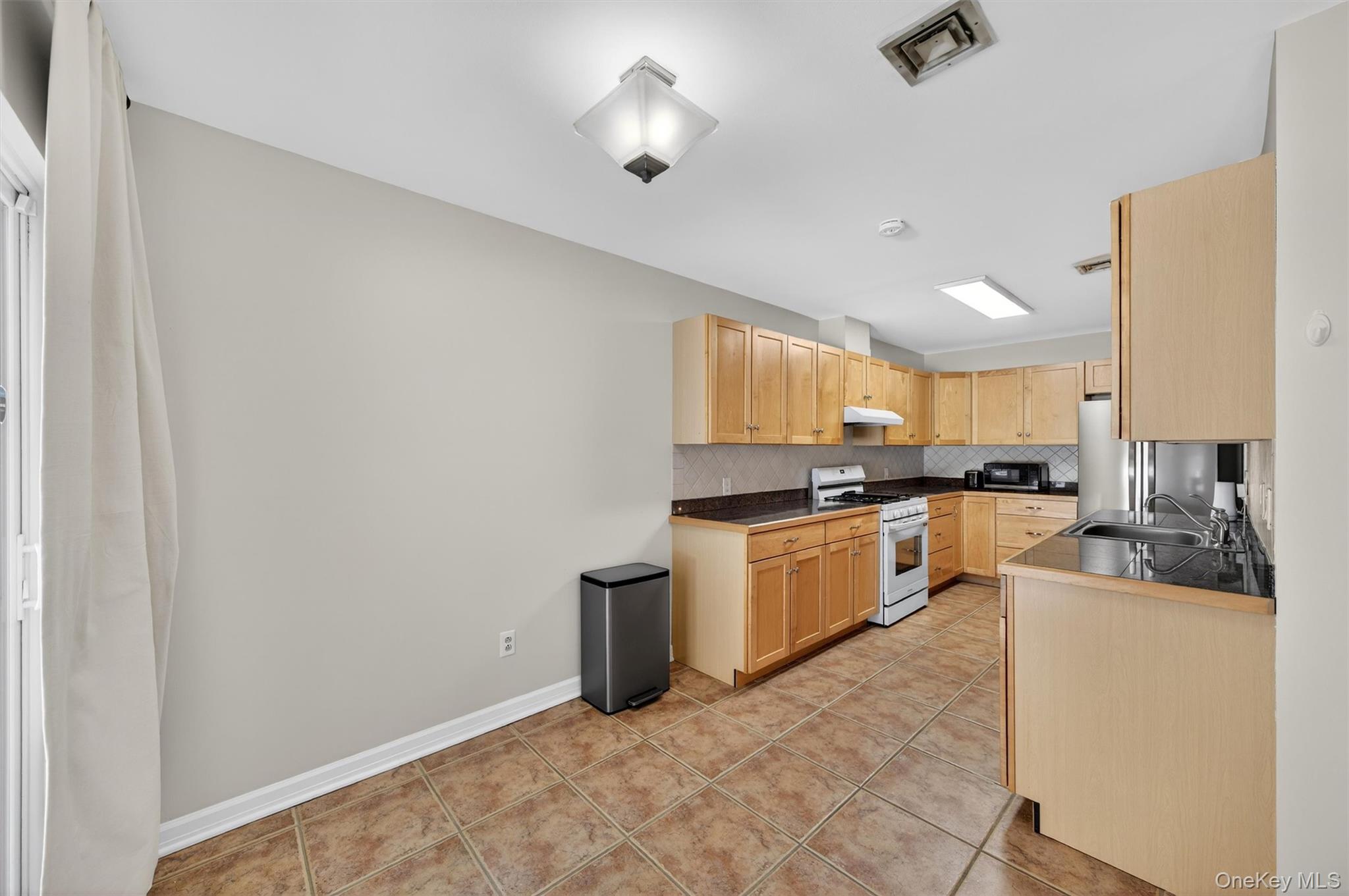 #17 photo, 227 Deer Ct Drive, Middletown , NY 10940