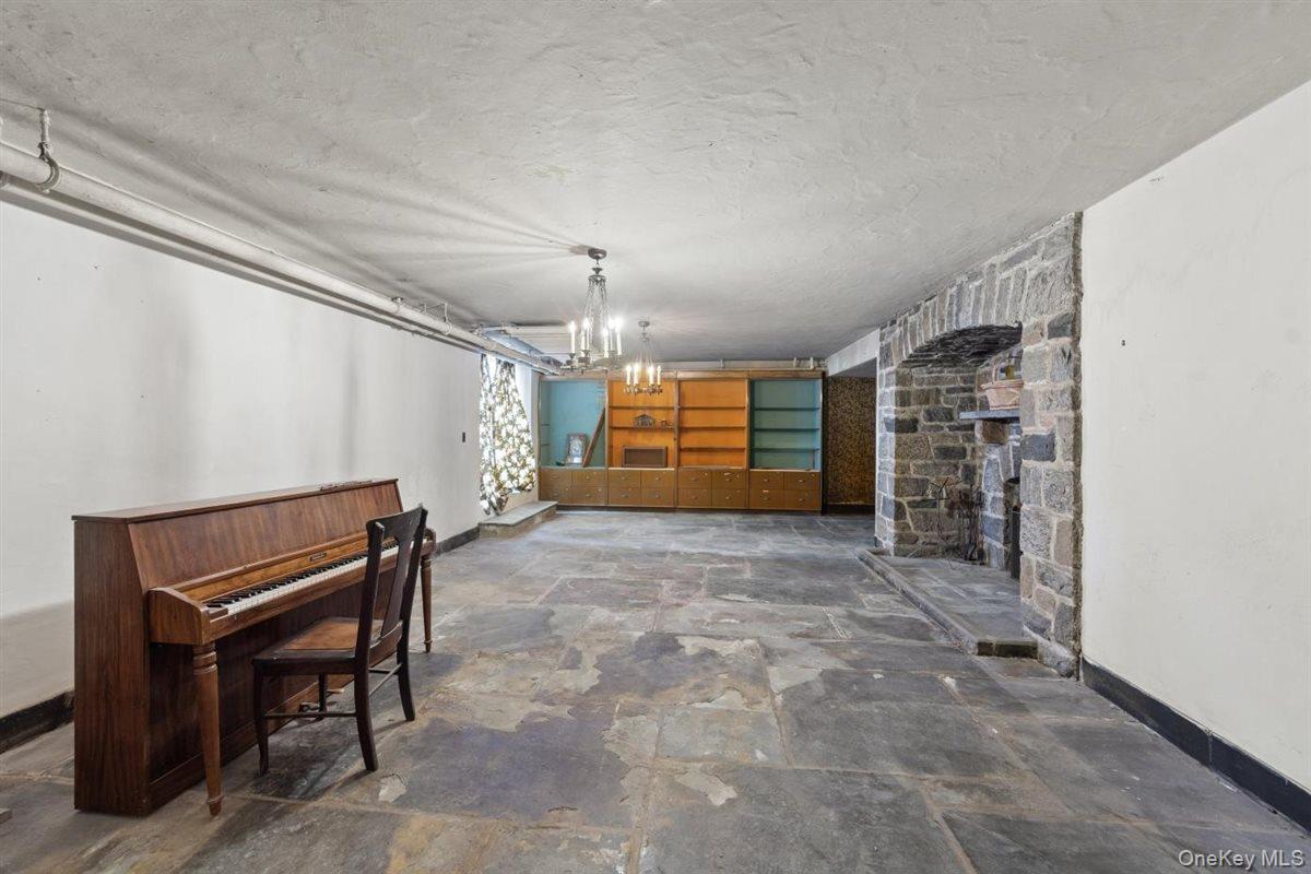 #14 photo, 243 Summit Avenue, Mount Vernon , NY 10552