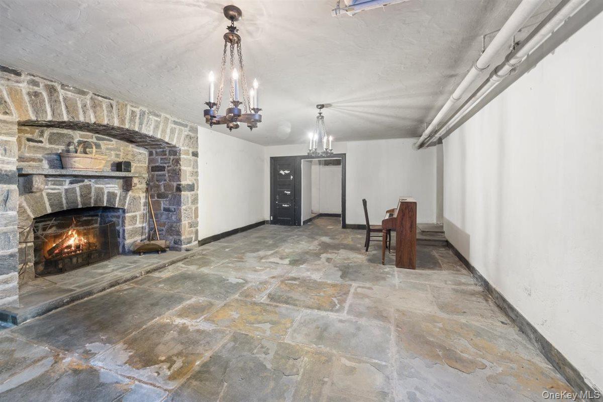 #15 photo, 243 Summit Avenue, Mount Vernon , NY 10552