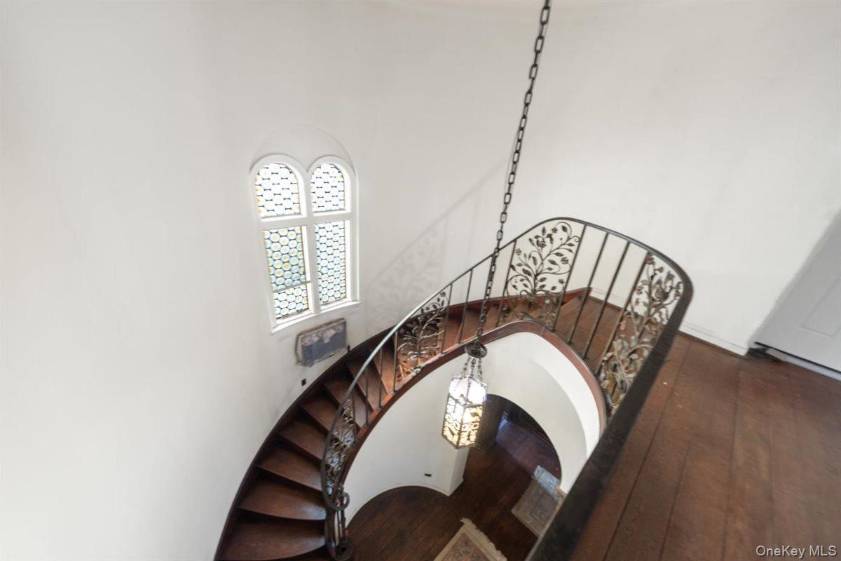 #18 photo, 243 Summit Avenue, Mount Vernon , NY 10552